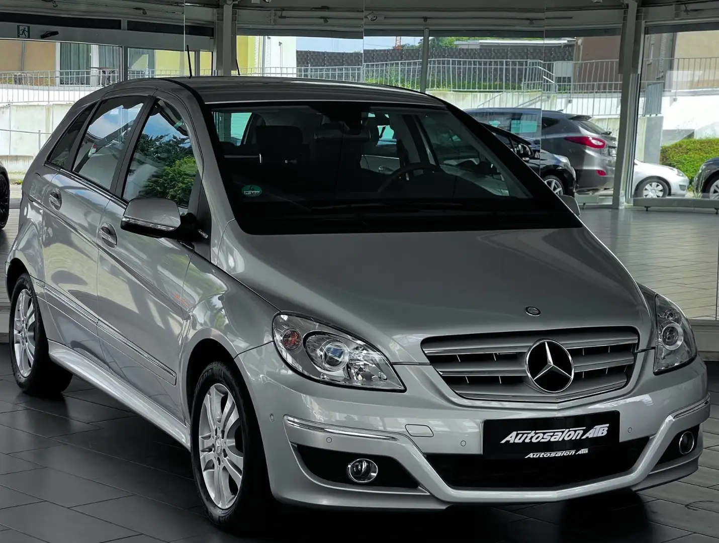 Mercedes-Benz B 160 "1-HAND ORIG 37TKM TEMPOMAT SITZHEIZUNG" Silber - 1