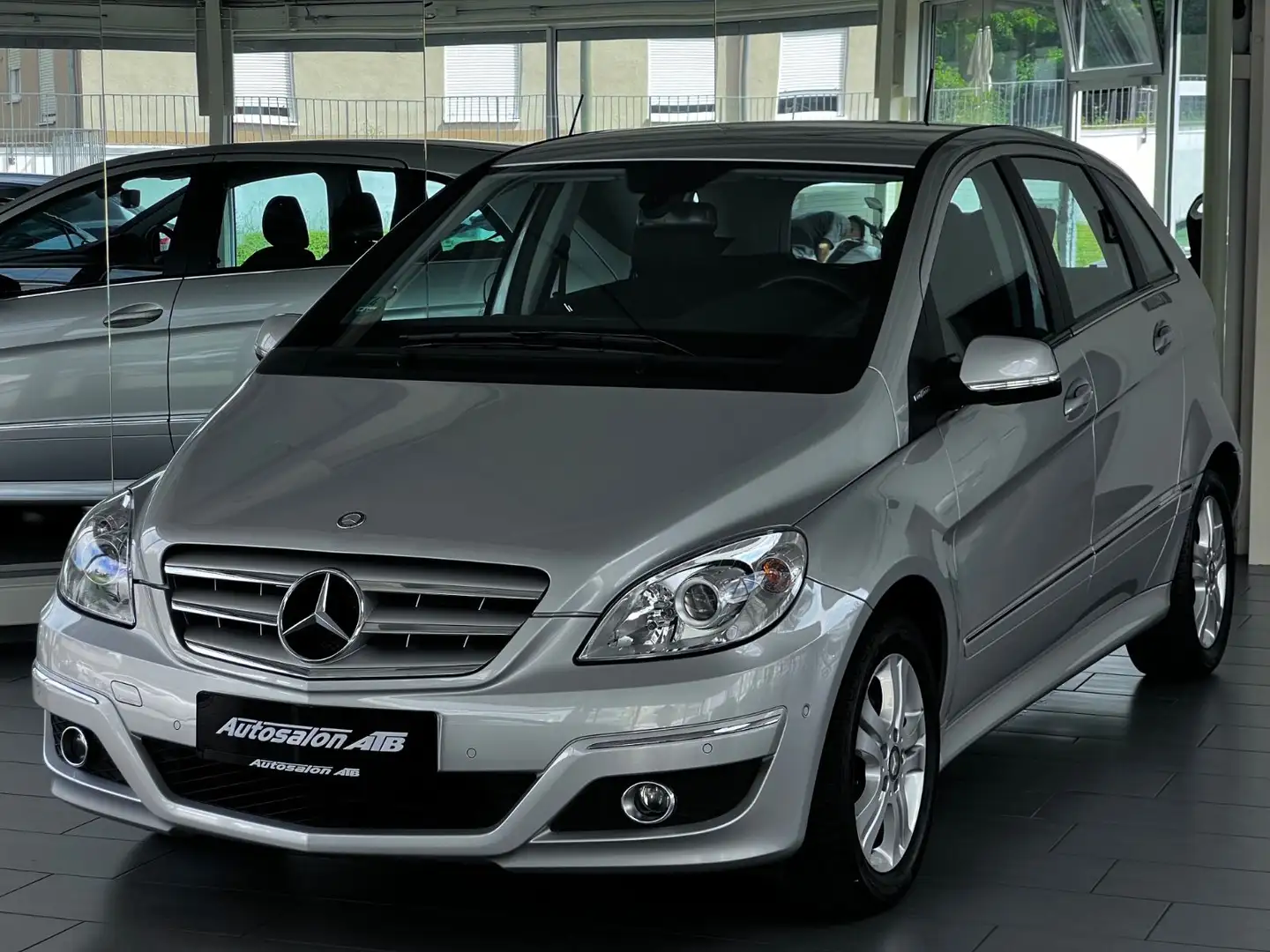 Mercedes-Benz B 160 "1-HAND ORIG 37TKM TEMPOMAT SITZHEIZUNG" Silber - 2
