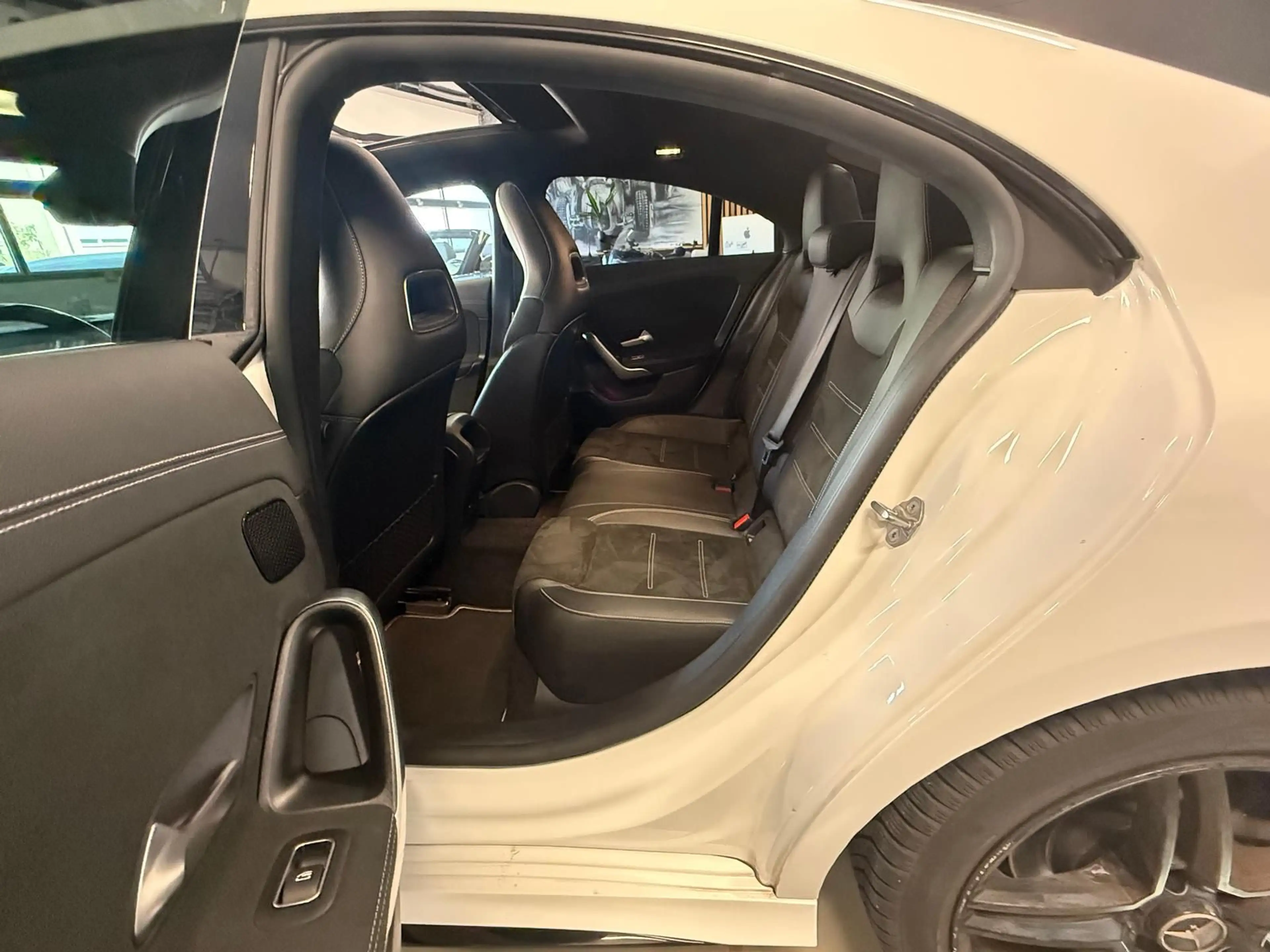 Mercedes-Benz CLA 180 Edition 2020 AMG LINE NIGHT PAKET PANO — photo 12
