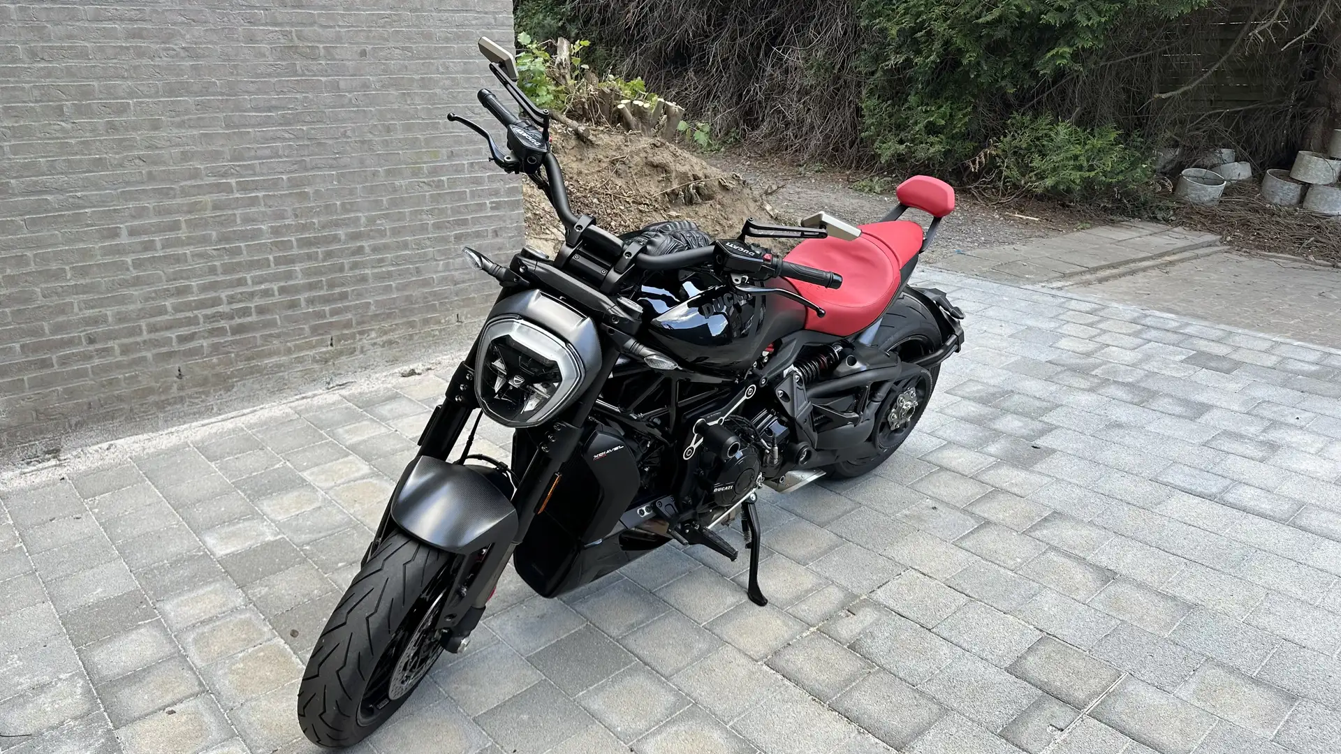 Ducati XDiavel Nera Limited edition - 2