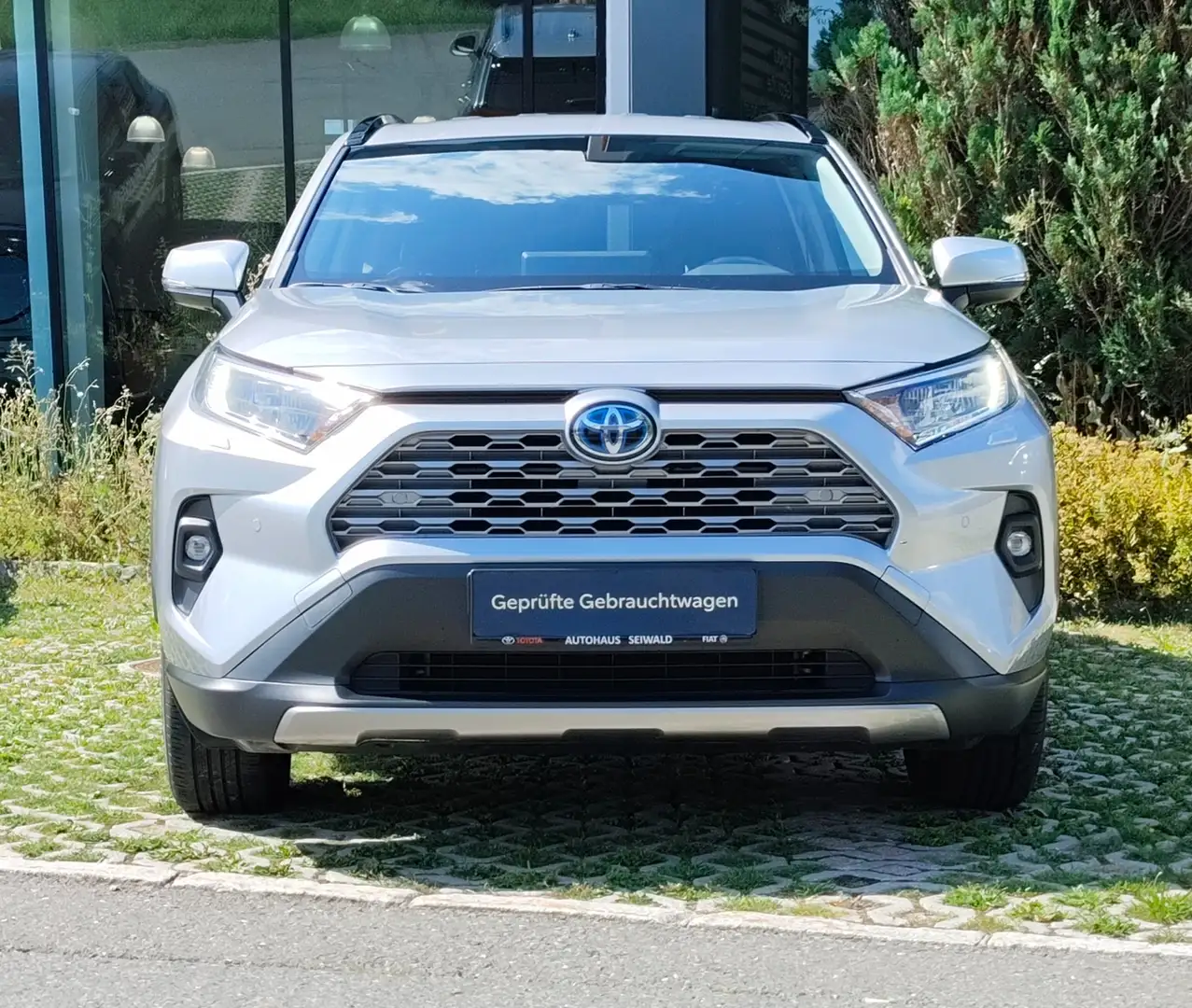 Toyota RAV 4 RAV4 2,5 Hybrid Active Drive AWD Silber - 2
