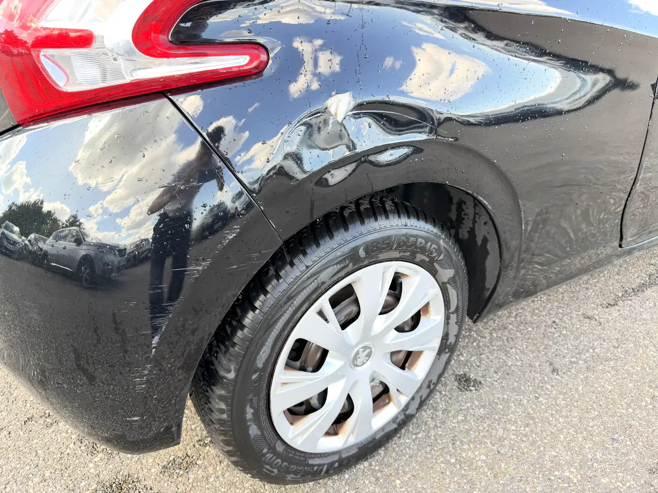 Peugeot 208 208 — photo 6