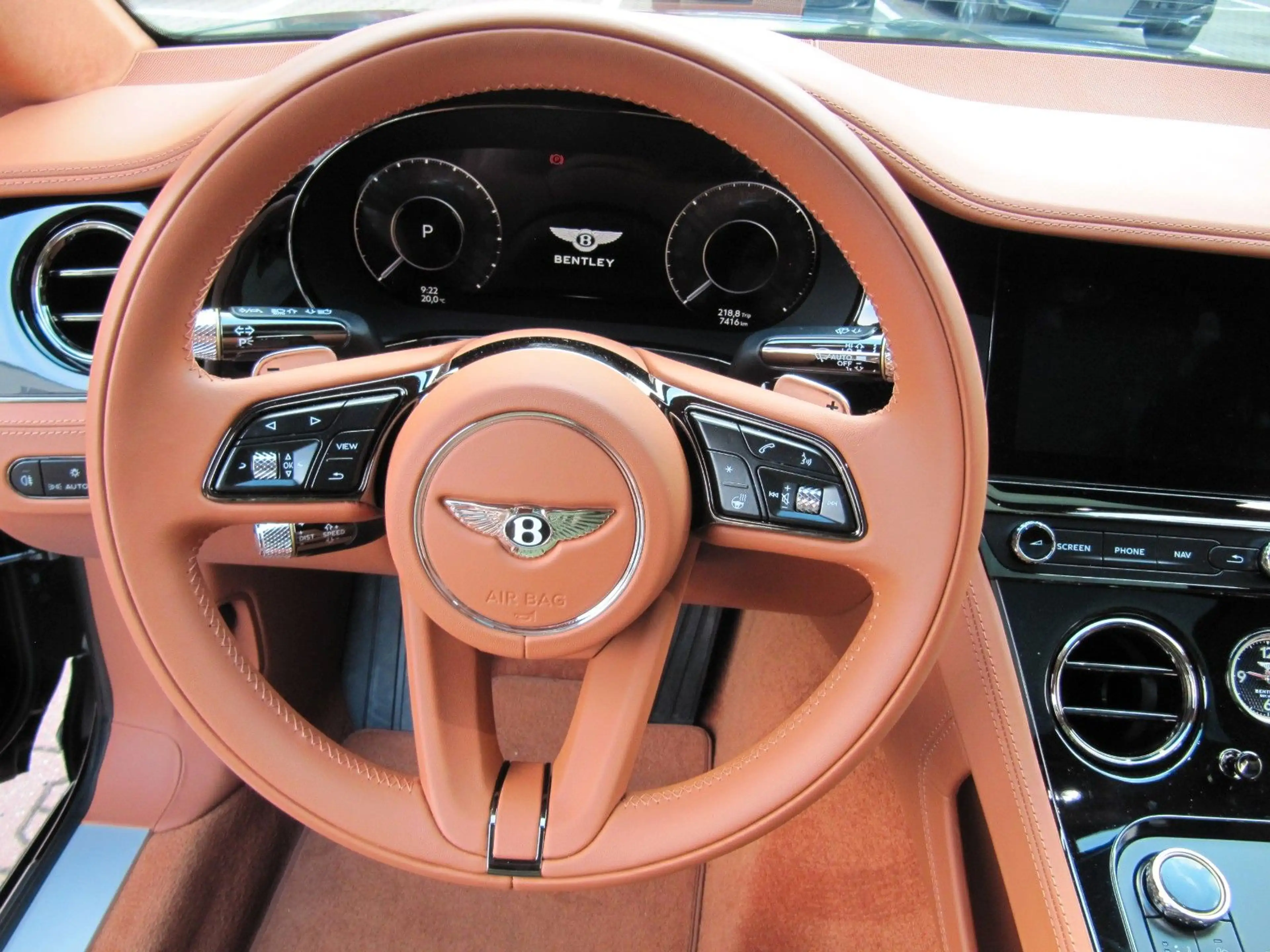 Bentley Continental GT V8 PANORAMA — photo 8