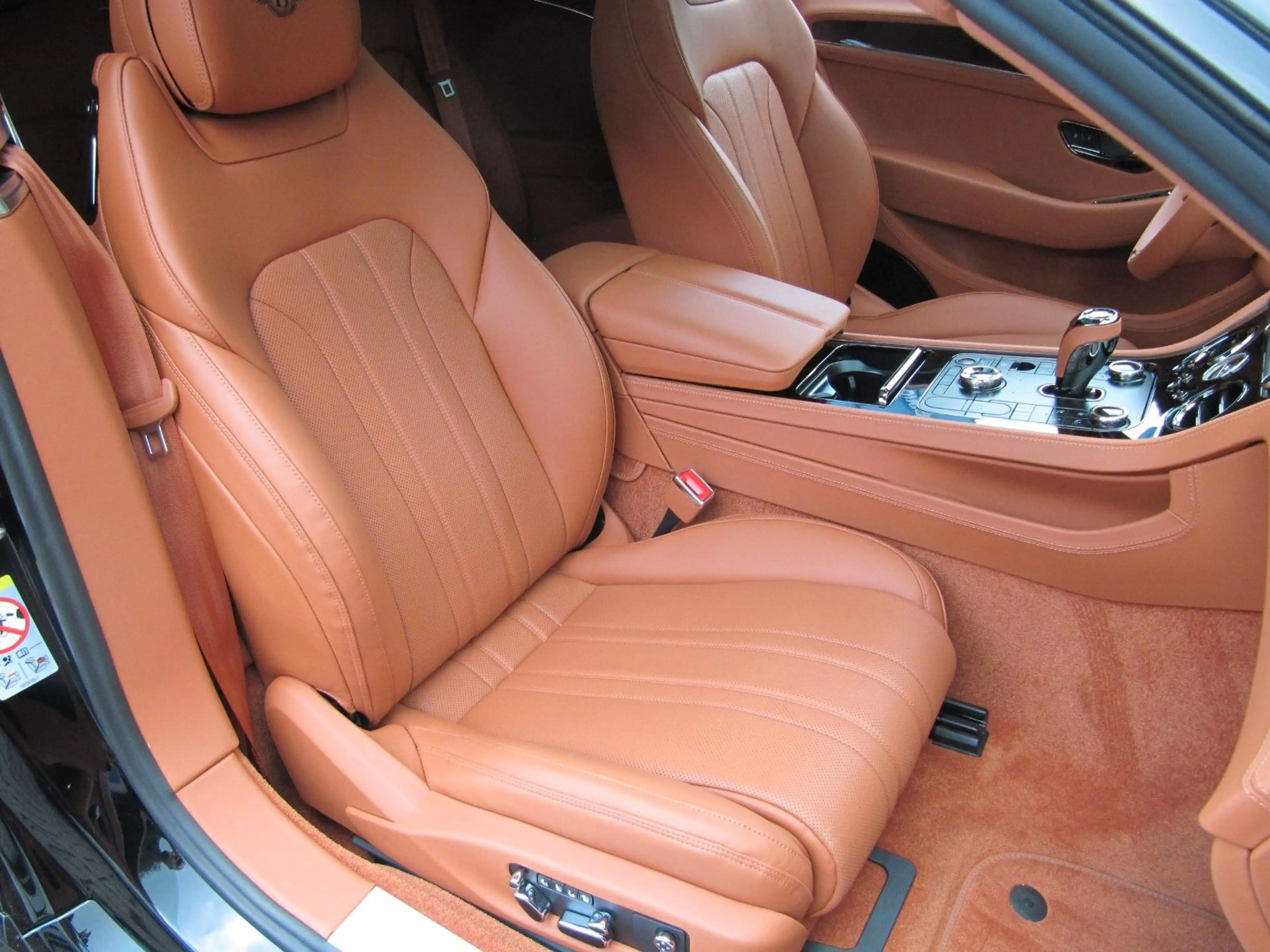 Bentley Continental GT V8  PANORAMA — photo 10
