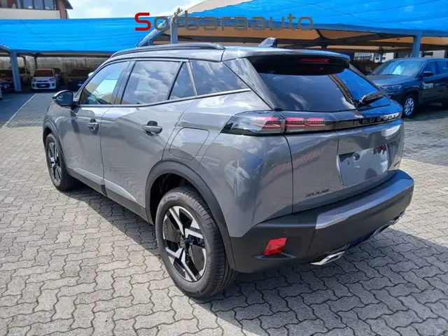 Peugeot 2008 view 2