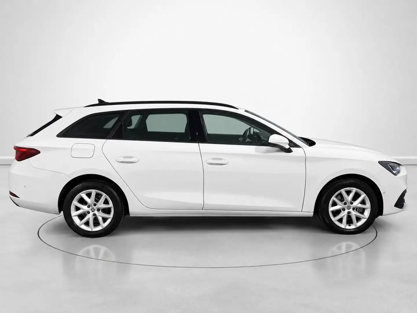 SEAT Leon ST 2.0TDI CR S&S Style XS DSG-7 150 Blanco - 2