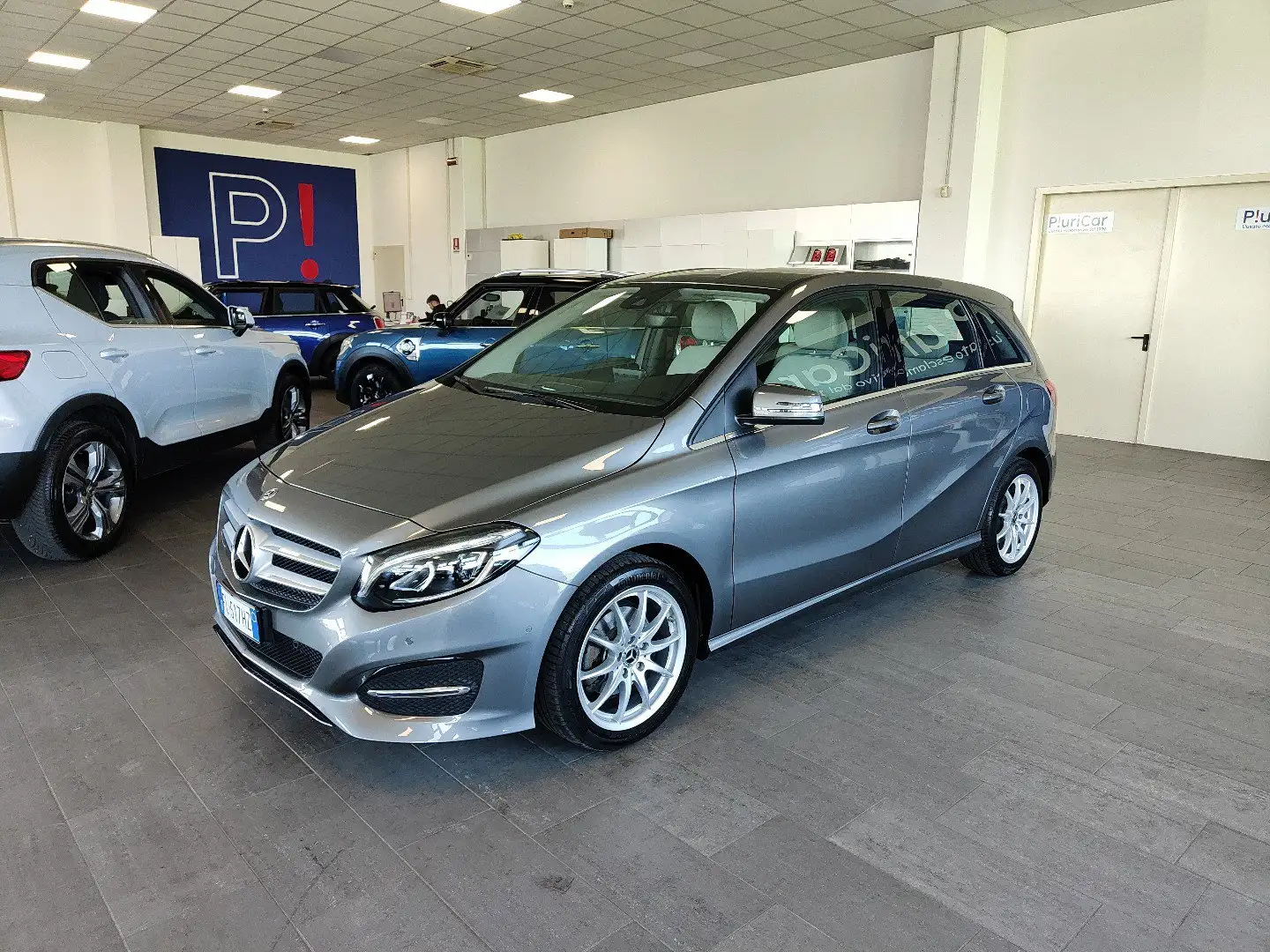 Mercedes-Benz B 200 d Sport 4Matic Auto Navi Cruise FariLED 17" Gri - 1