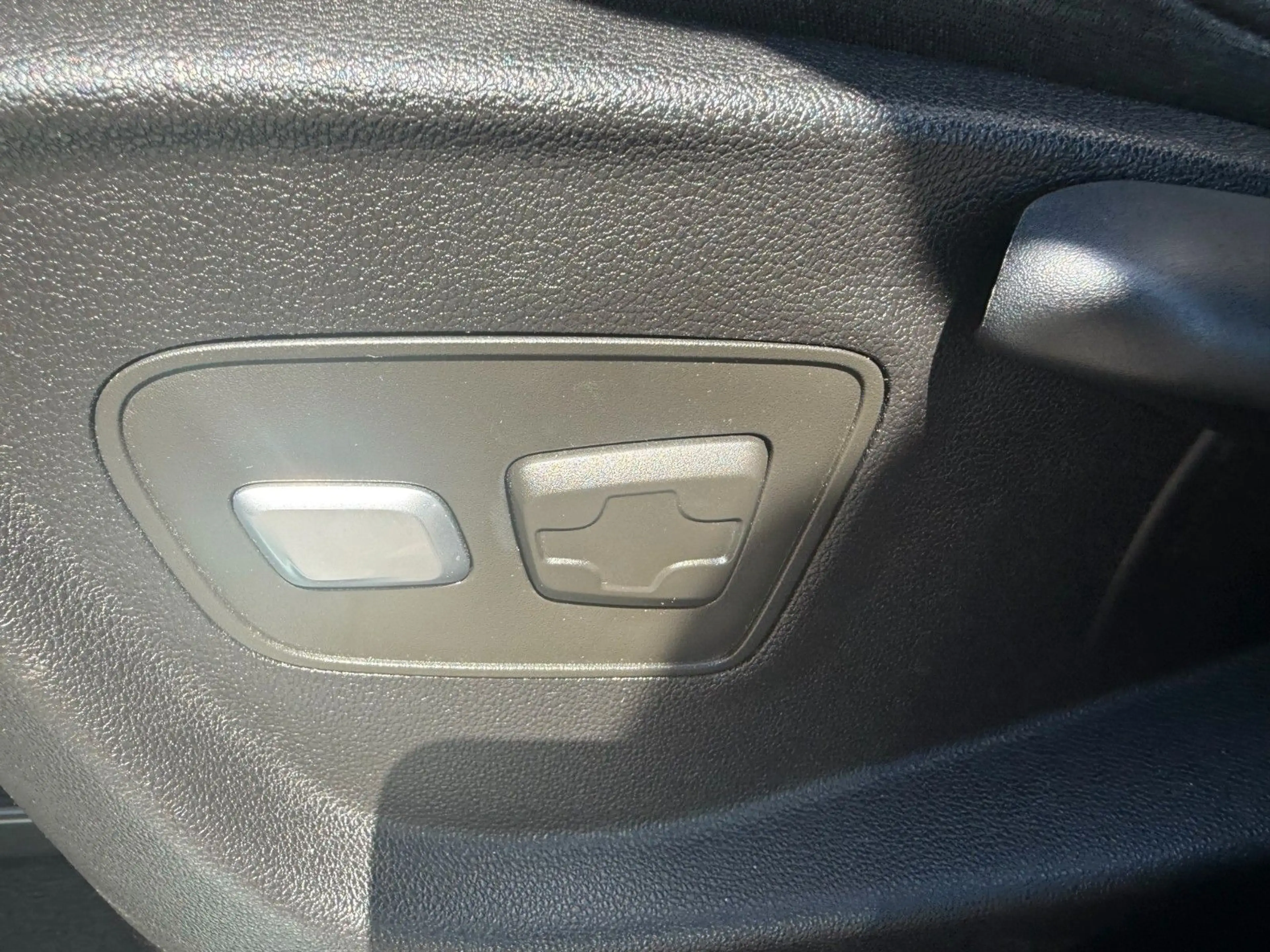 Renault Scenic IV BOSE Edition KLIMA/TEILLEDER/NAVI/AHK — photo 14