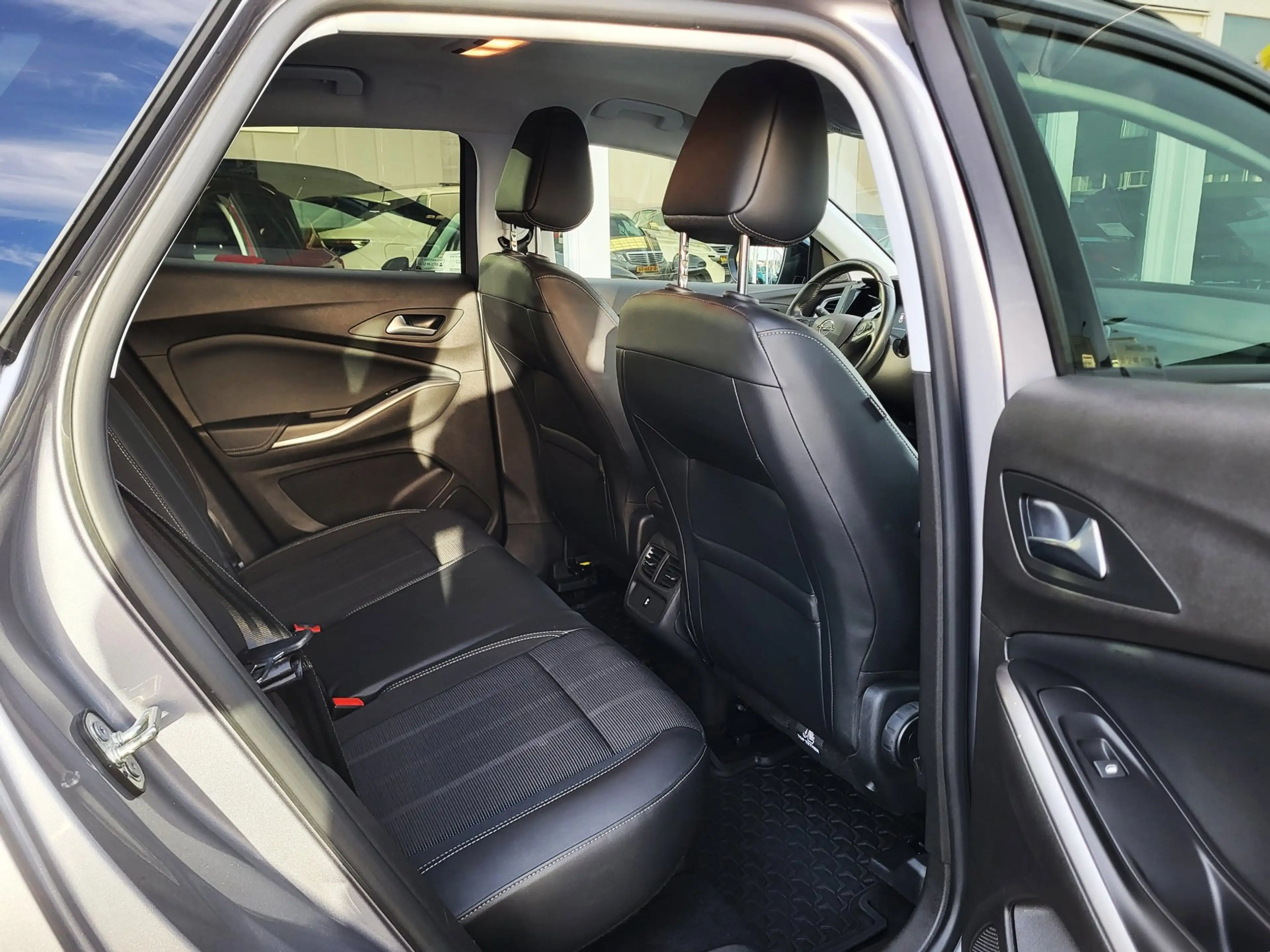 Opel Grandland 1.2 Turbo Level 4 / Carplay & Android / Camera / S — photo 22