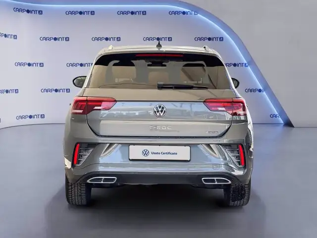 Volkswagen T-Roc view 5