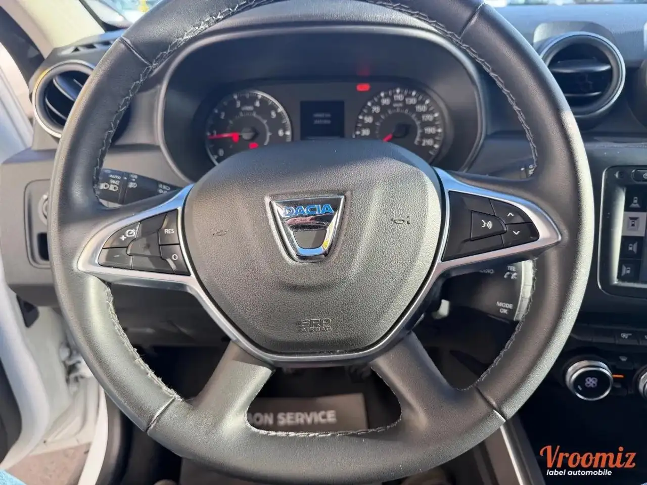 Dacia Duster — photo 17
