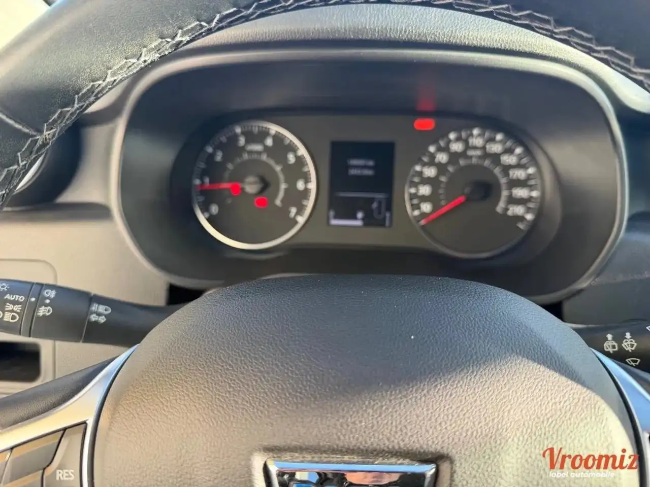 Dacia Duster — photo 18
