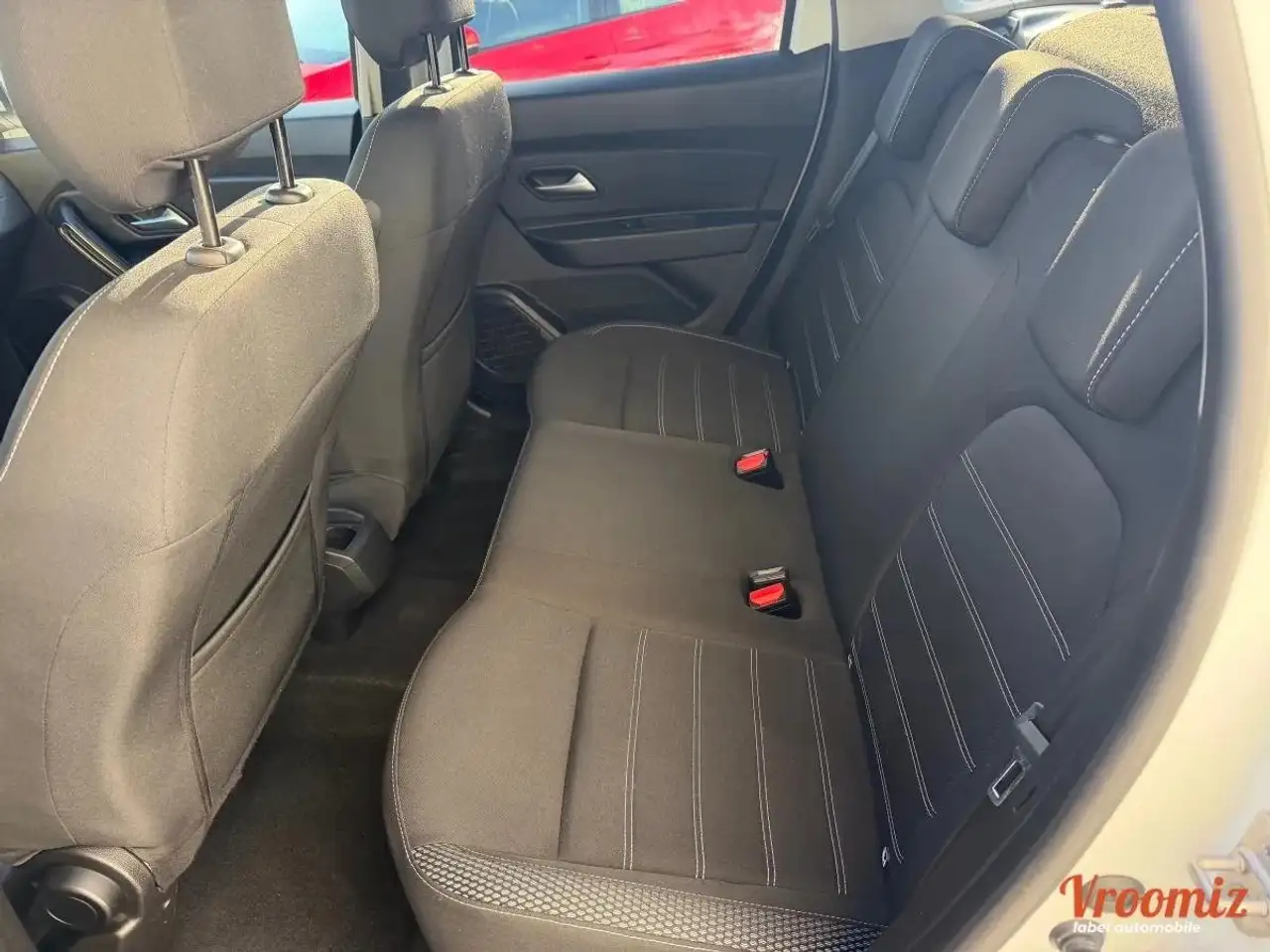 Dacia Duster — photo 10