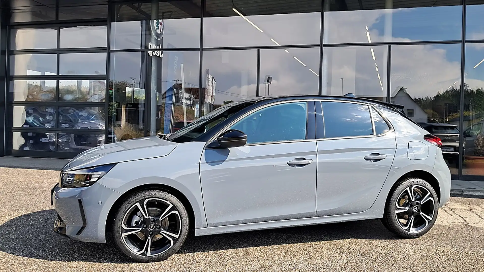 Opel Corsa 1,2 Direct Injection Turbo GS Grau - 2