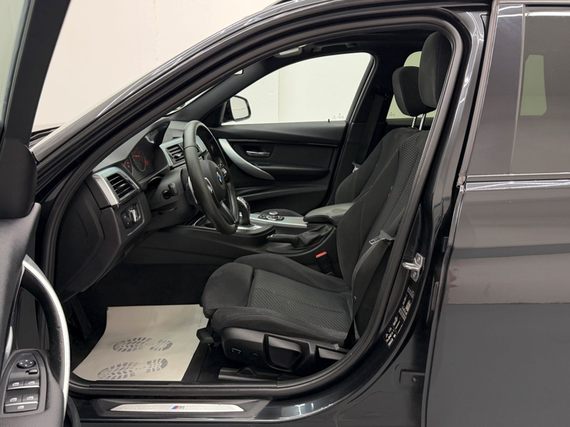 BMW 320 i xDri. M-Paket|LED|Pano|PDC|SHZ|Alcan|M-Lenk — photo 10