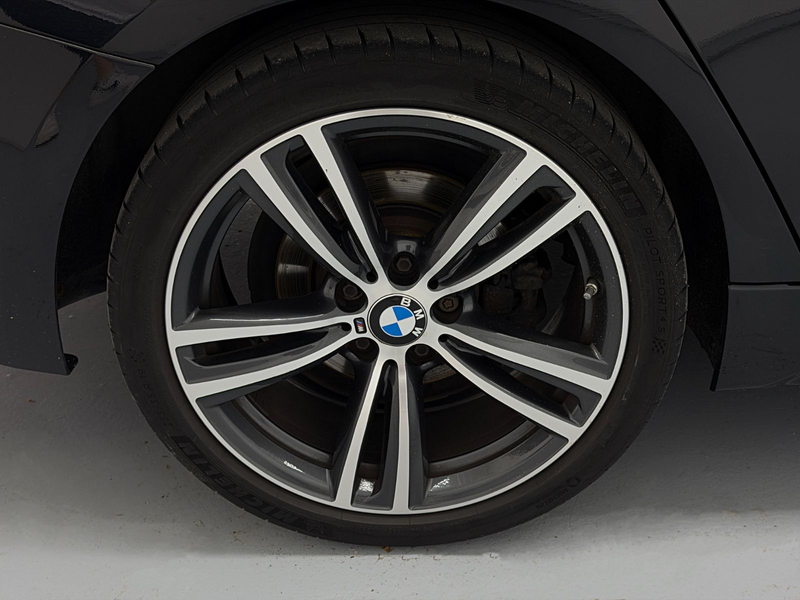 BMW 320 i xDri. M-Paket|LED|Pano|PDC|SHZ|Alcan|M-Lenk — photo 8