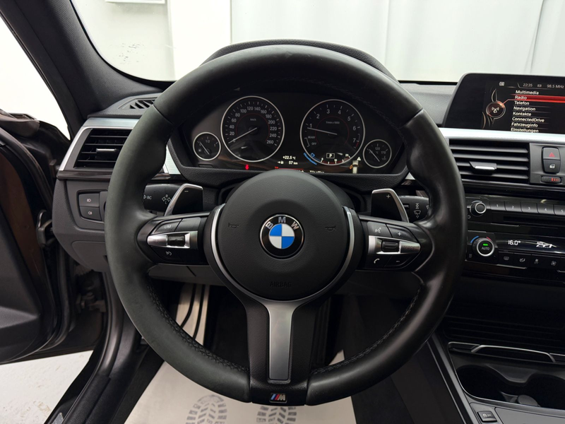 BMW 320 i xDri. M-Paket|LED|Pano|PDC|SHZ|Alcan|M-Lenk — photo 15