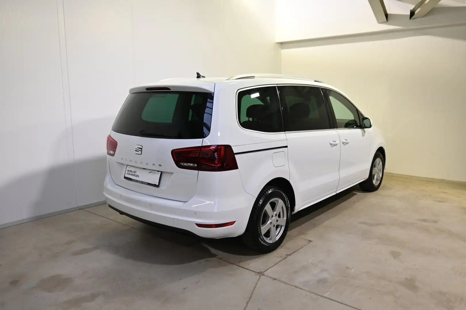 SEAT Alhambra Executive TDI Weiß - 2