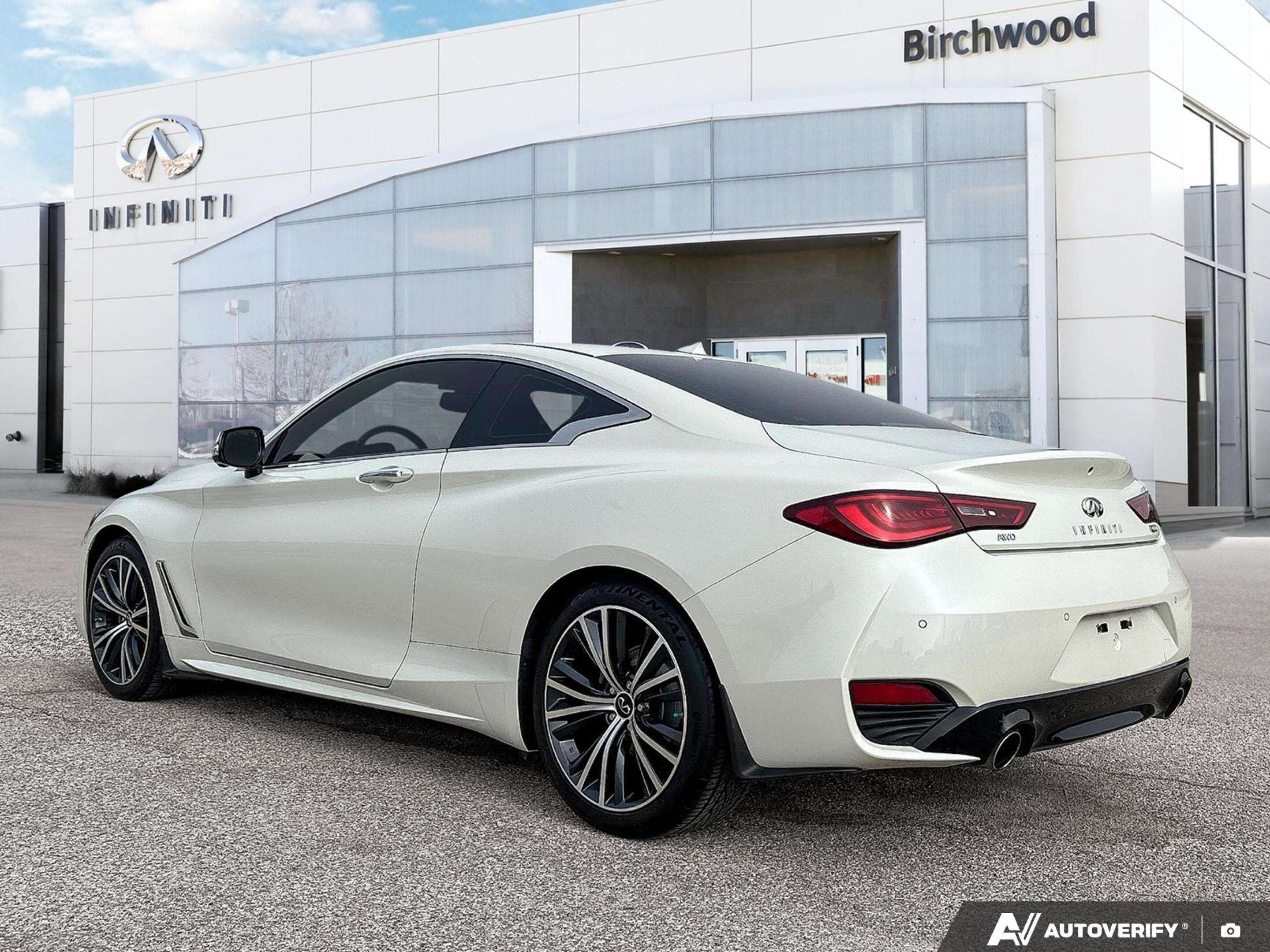 2021 Infiniti Q60 LUXE Accident Free | One Owner | Low KM — снимка 1