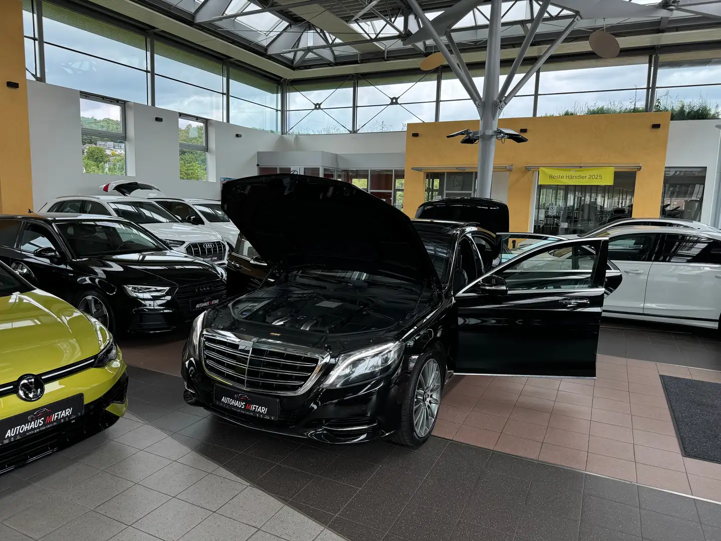 Mercedes-Benz S 500 L 4Matic Exklusiv Chauffeur Burmester 360° 20" Schwarz - 2