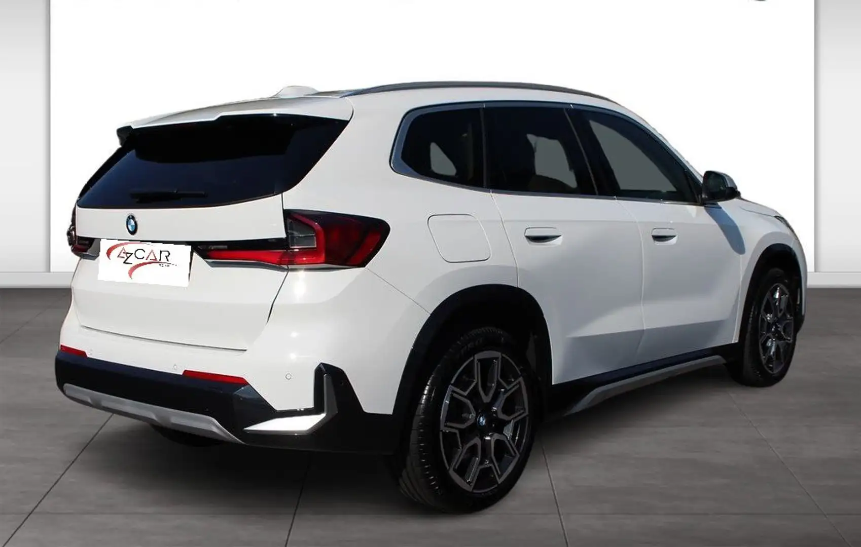 BMW X1 sdrive18i X-Line auto Bianco - 2