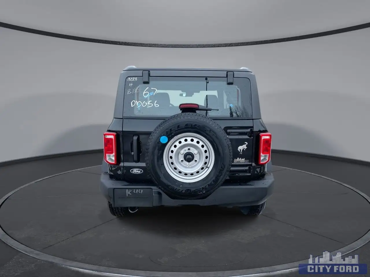 Ford Bronco снимка Ford Bronco