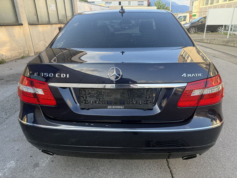 Mercedes-Benz E 350 Avantgarde BlueEfficiency 4MATIC CDI Aut. — photo 8