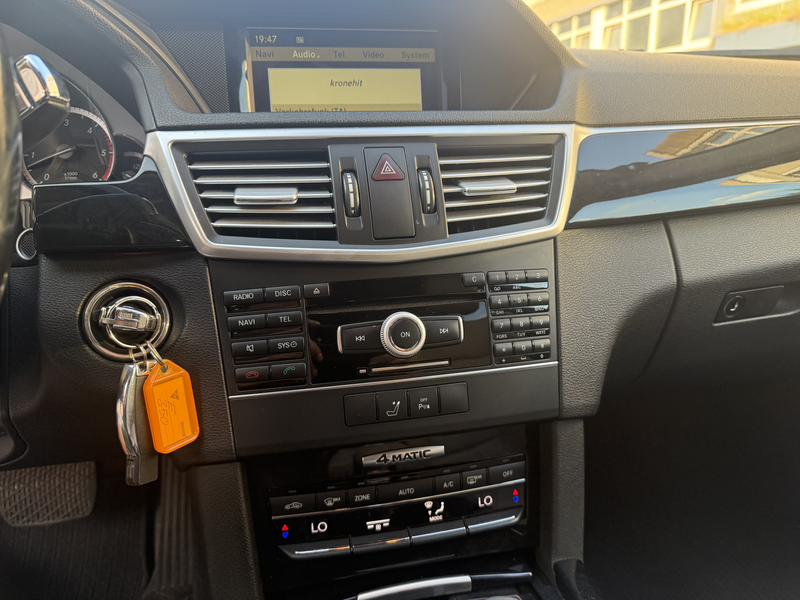 Mercedes-Benz E 350 Avantgarde BlueEfficiency 4MATIC CDI Aut. — photo 15