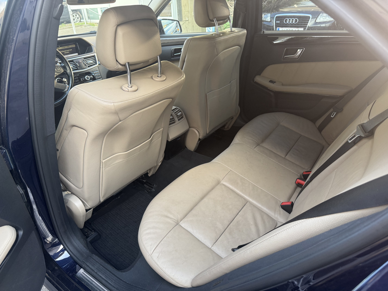 Mercedes-Benz E 350 Avantgarde BlueEfficiency 4MATIC CDI Aut. — photo 12