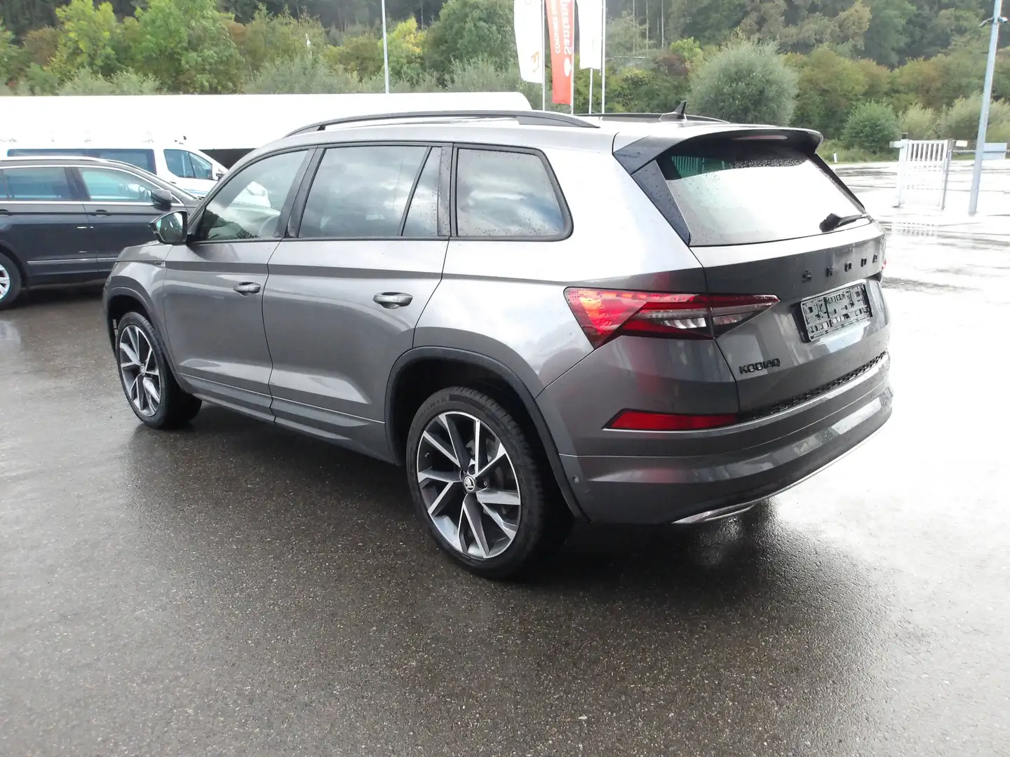 Skoda Kodiaq Sportline *MEGAVOLL* Grau - 2