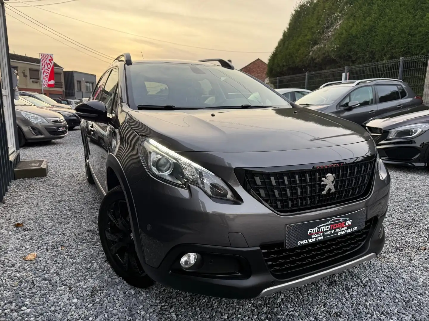 Peugeot 2008 2008 1.2i GT Line S / Full Option / Garantie+CT OK Gris - 2