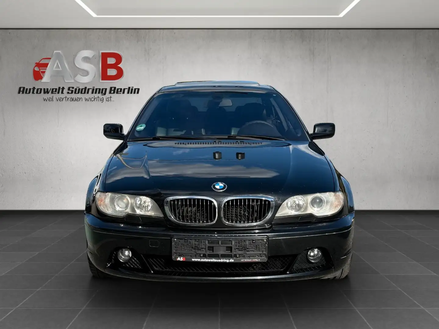BMW 330 Ci Automatik*Leder*Xenon*Navi Prof*1.Hand*SD Schwarz - 2