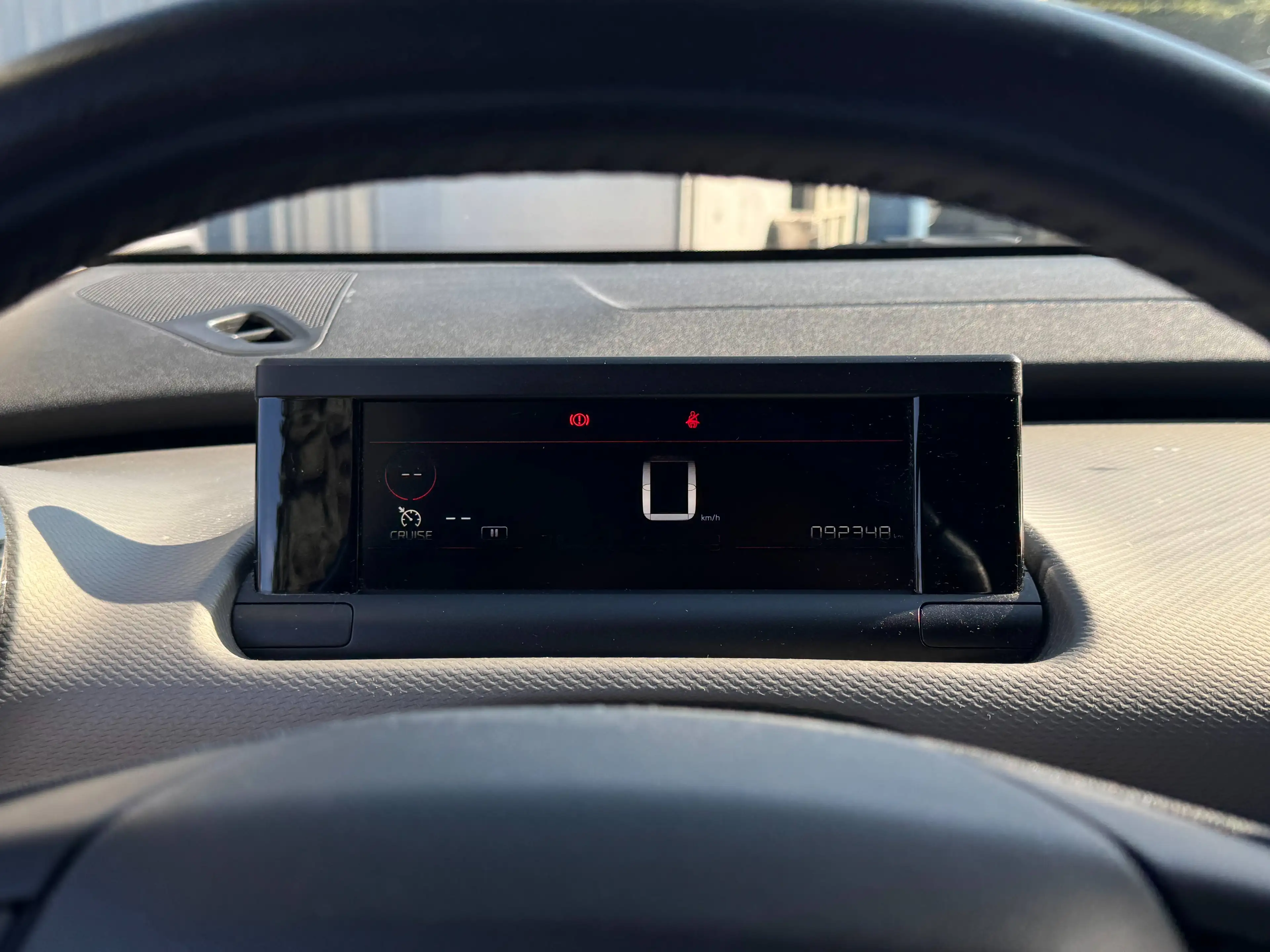 Citroen C4 Cactus 1,2i*Panorama*Klima*Navigation*Kamera* — photo 9