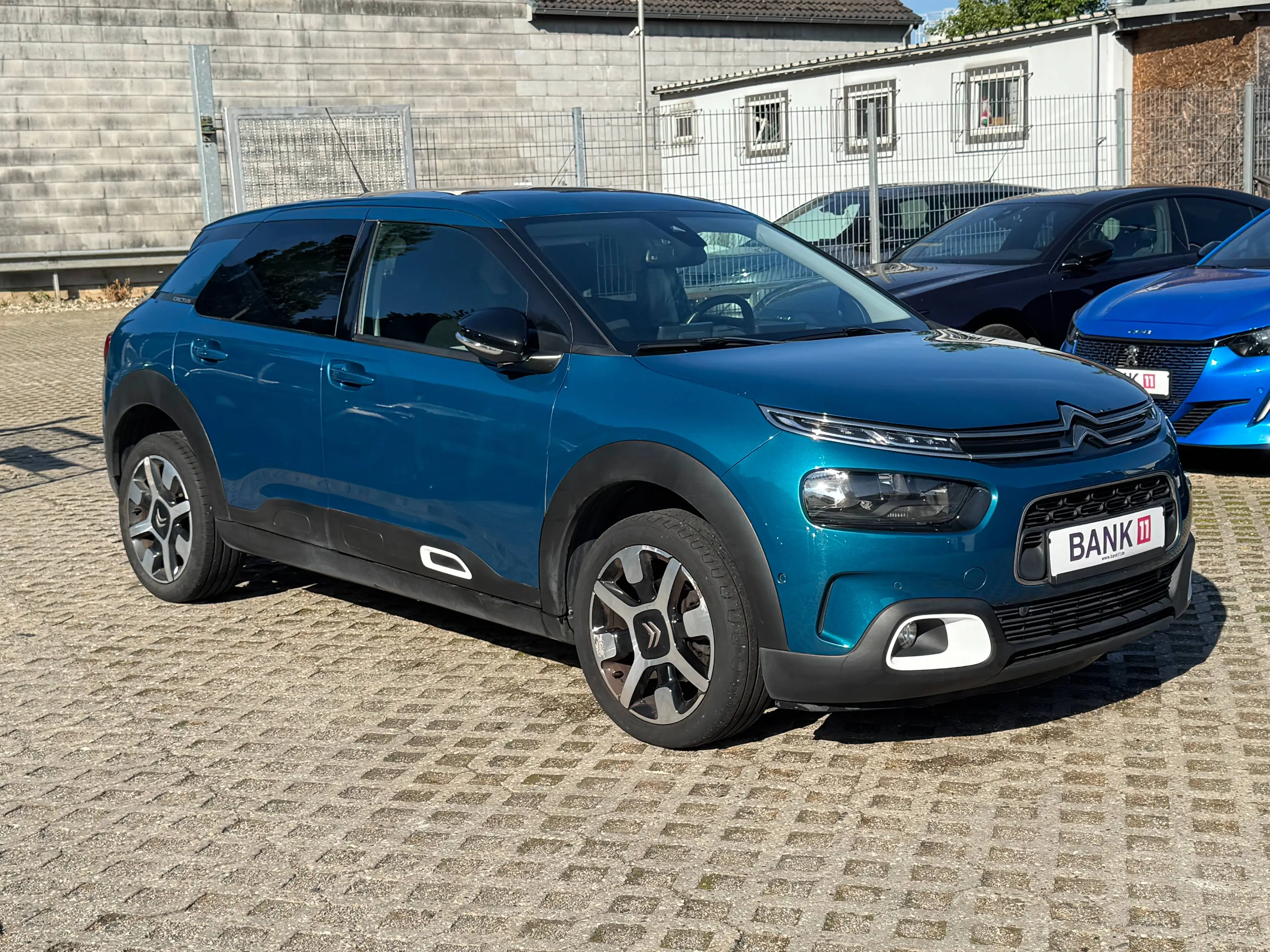 Citroen C4 Cactus 1,2i*Panorama*Klima*Navigation*Kamera* — photo 3