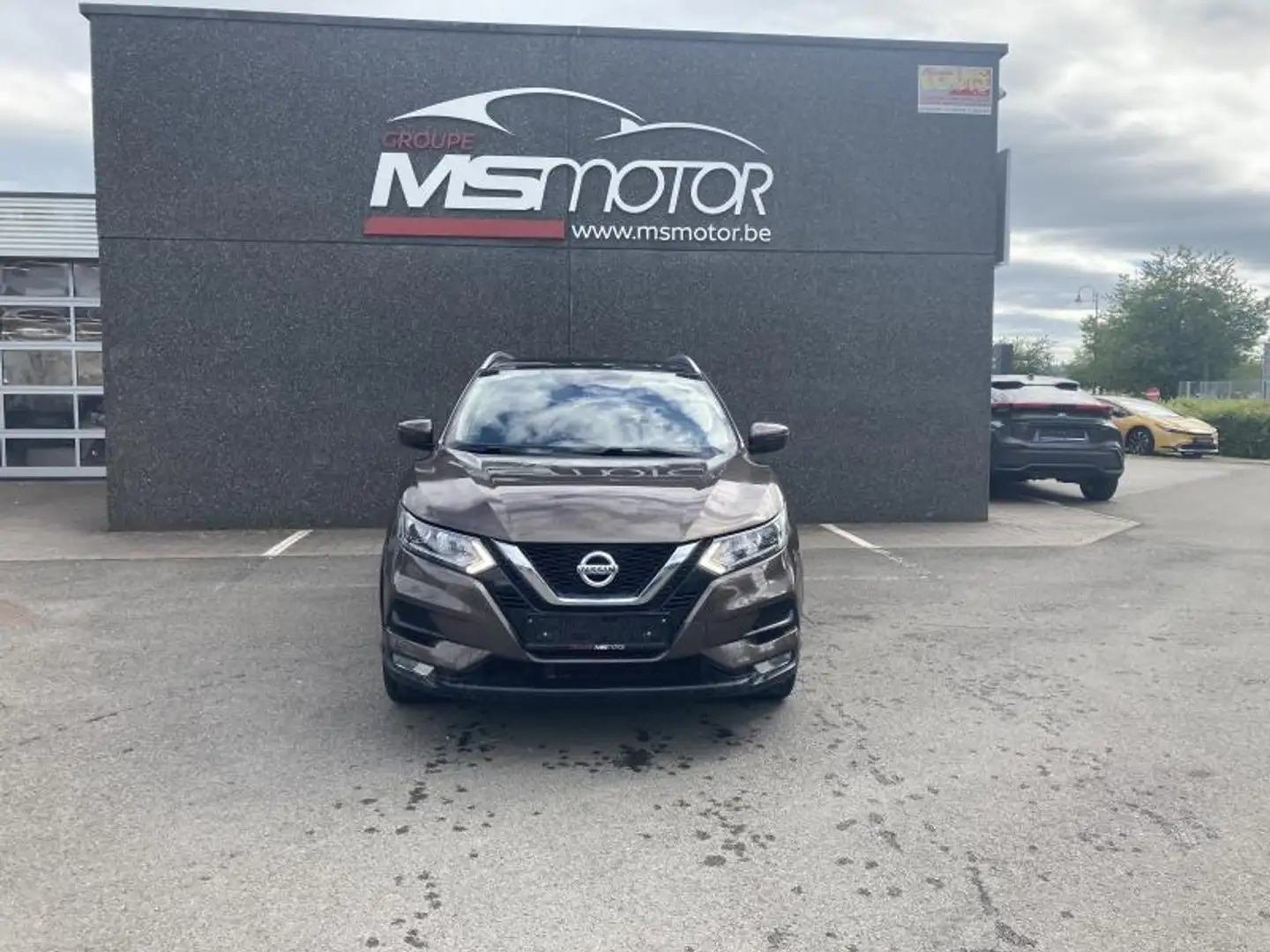 Nissan Qashqai 1.3 DIG-T 160DCT MY21 URBAN ED Brun - 2