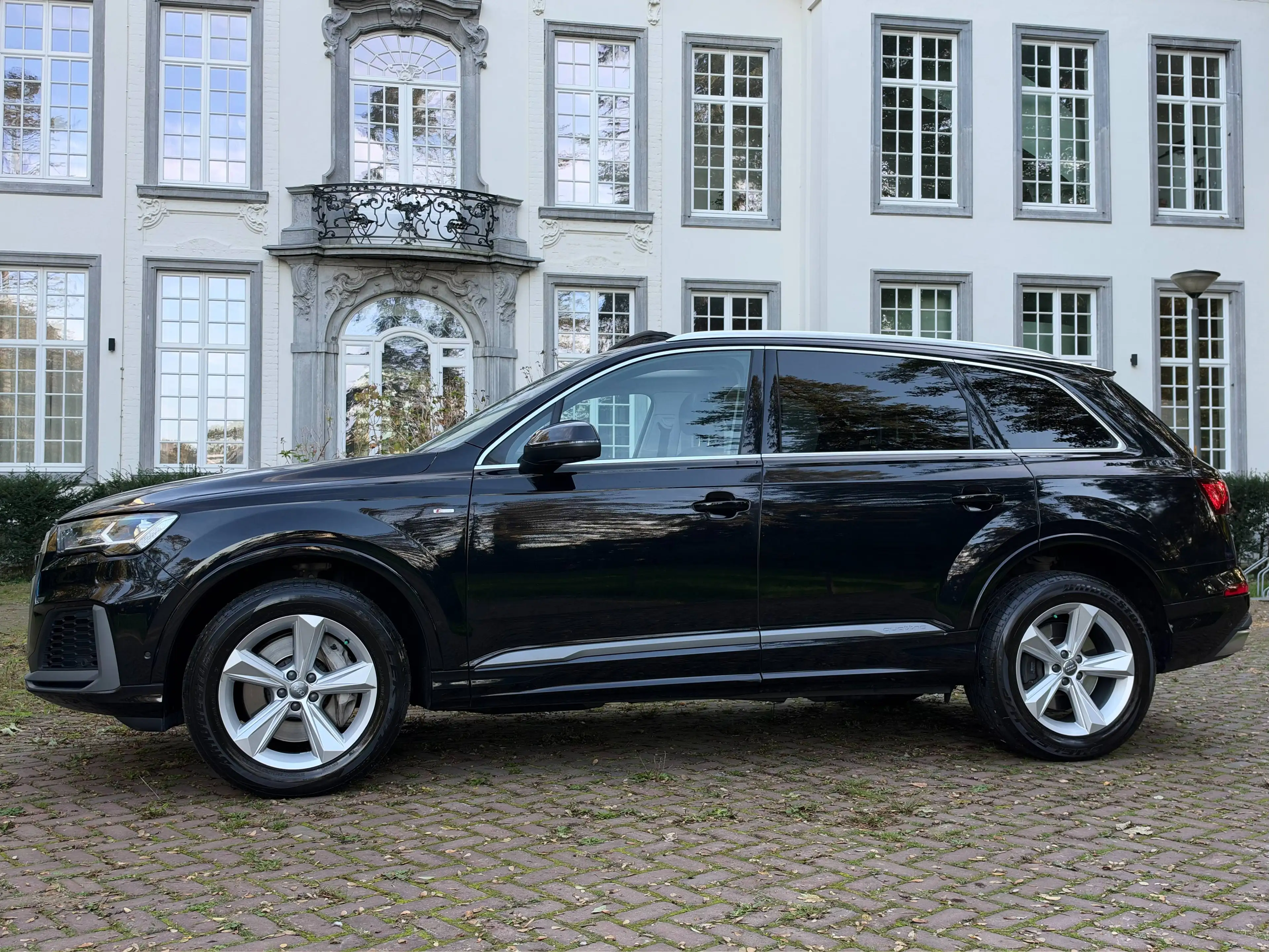 Audi Q7 Q7 45 TDi Quattro 1e EIG / 7 SEATS / TrekHK / Full Audi Service / Air Suspension / Keyless — photo 3