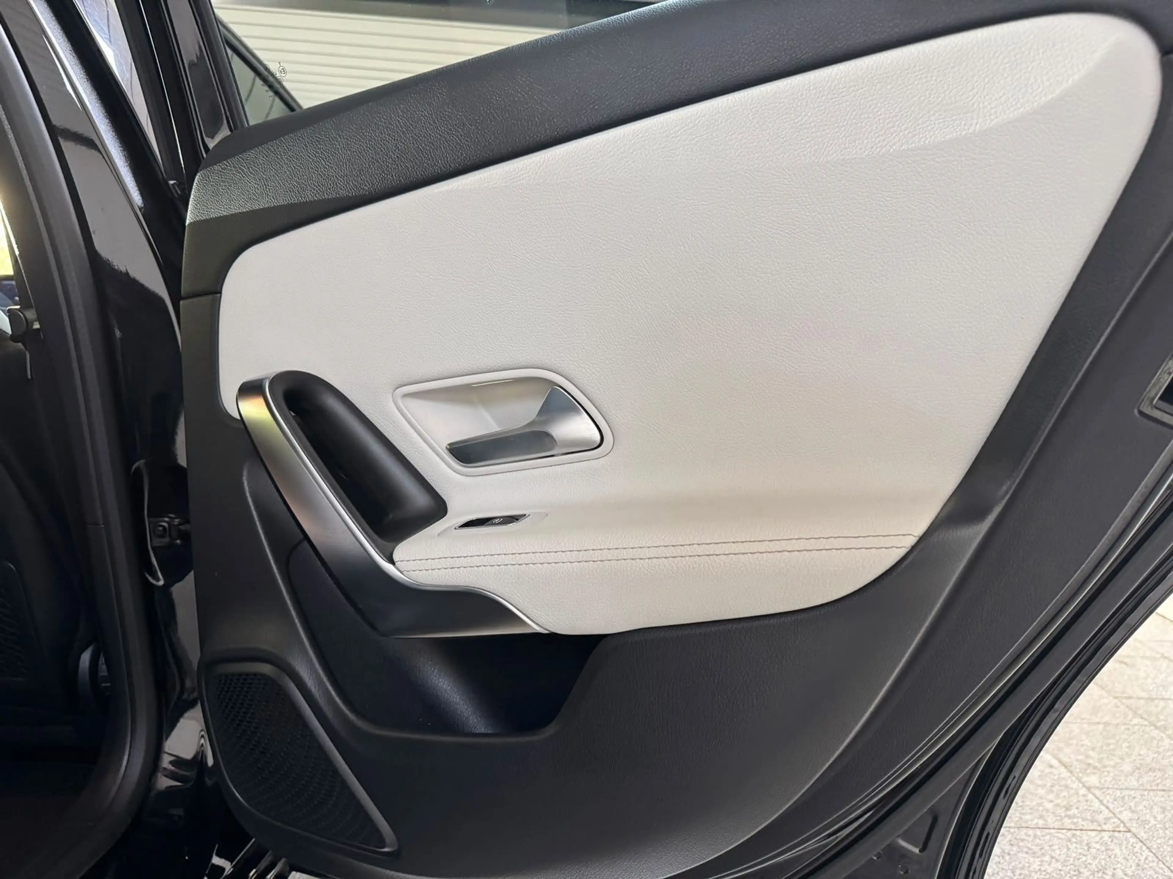 Mercedes-Benz A 220 *AMG-Line*Widescreen*MBUX — photo 21