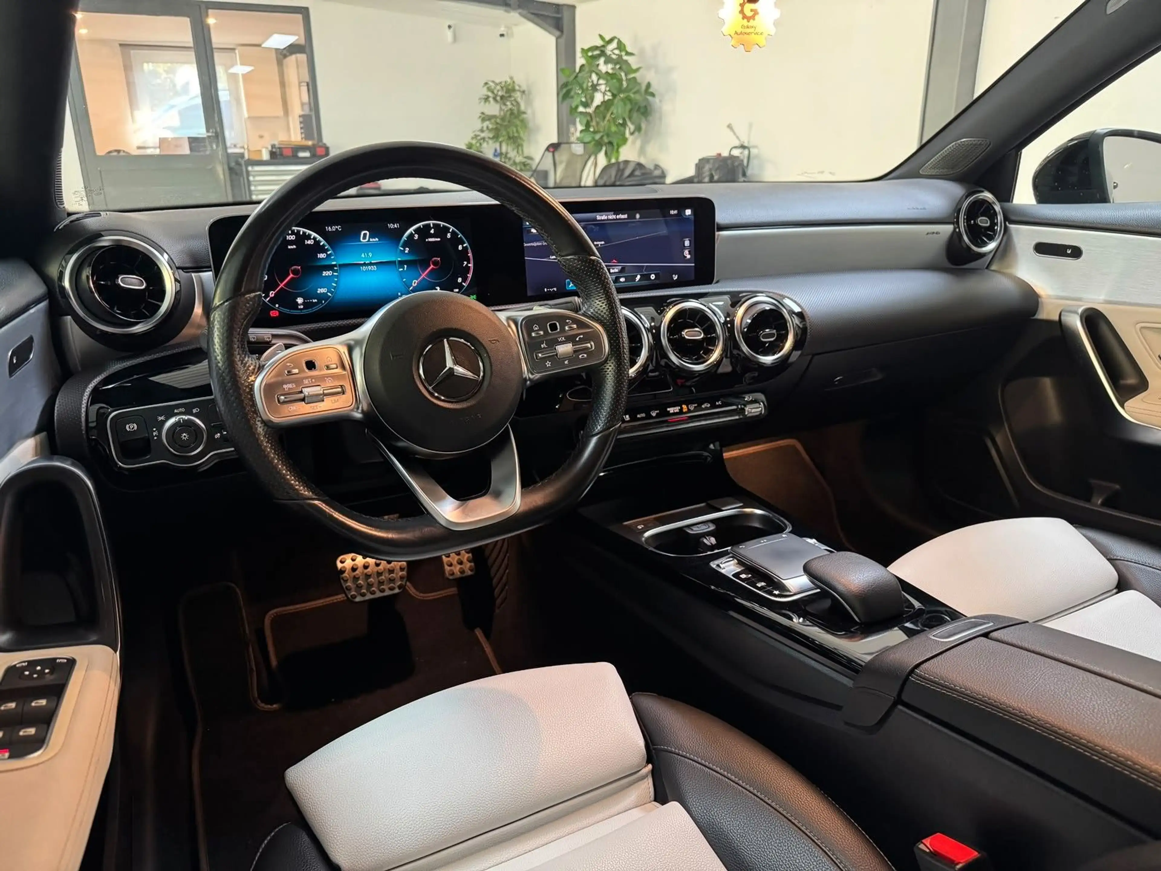 Mercedes-Benz A 220 *AMG-Line*Widescreen*MBUX — photo 14