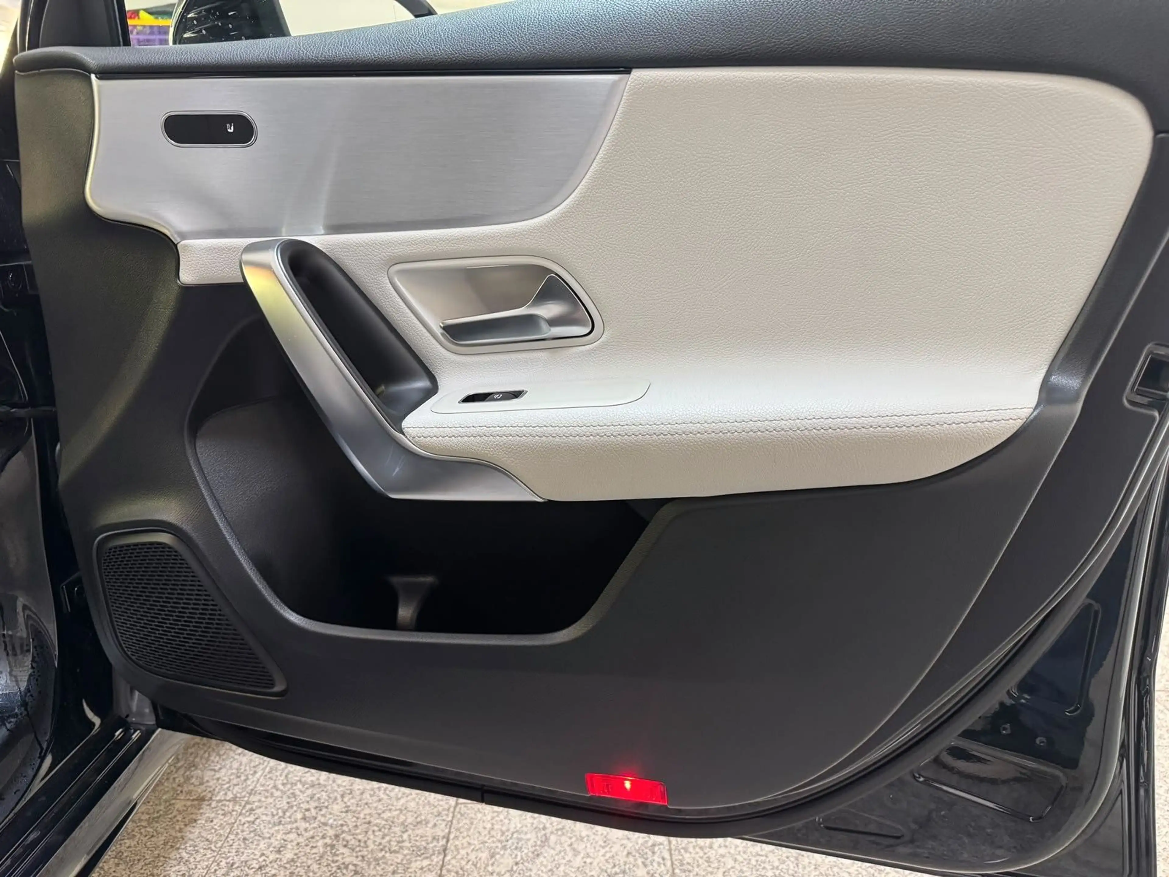 Mercedes-Benz A 220 *AMG-Line*Widescreen*MBUX — photo 23