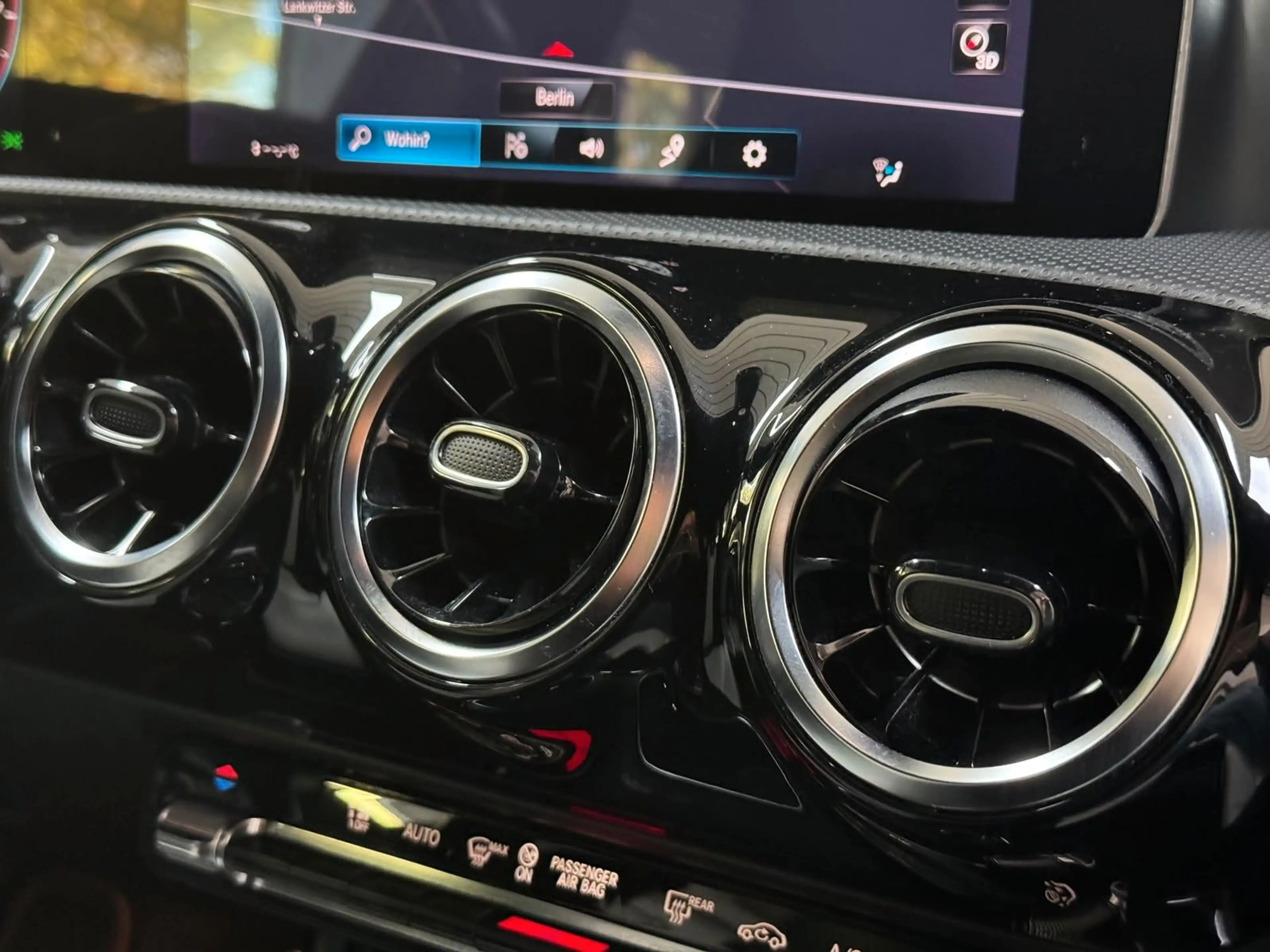 Mercedes-Benz A 220 *AMG-Line*Widescreen*MBUX — photo 27