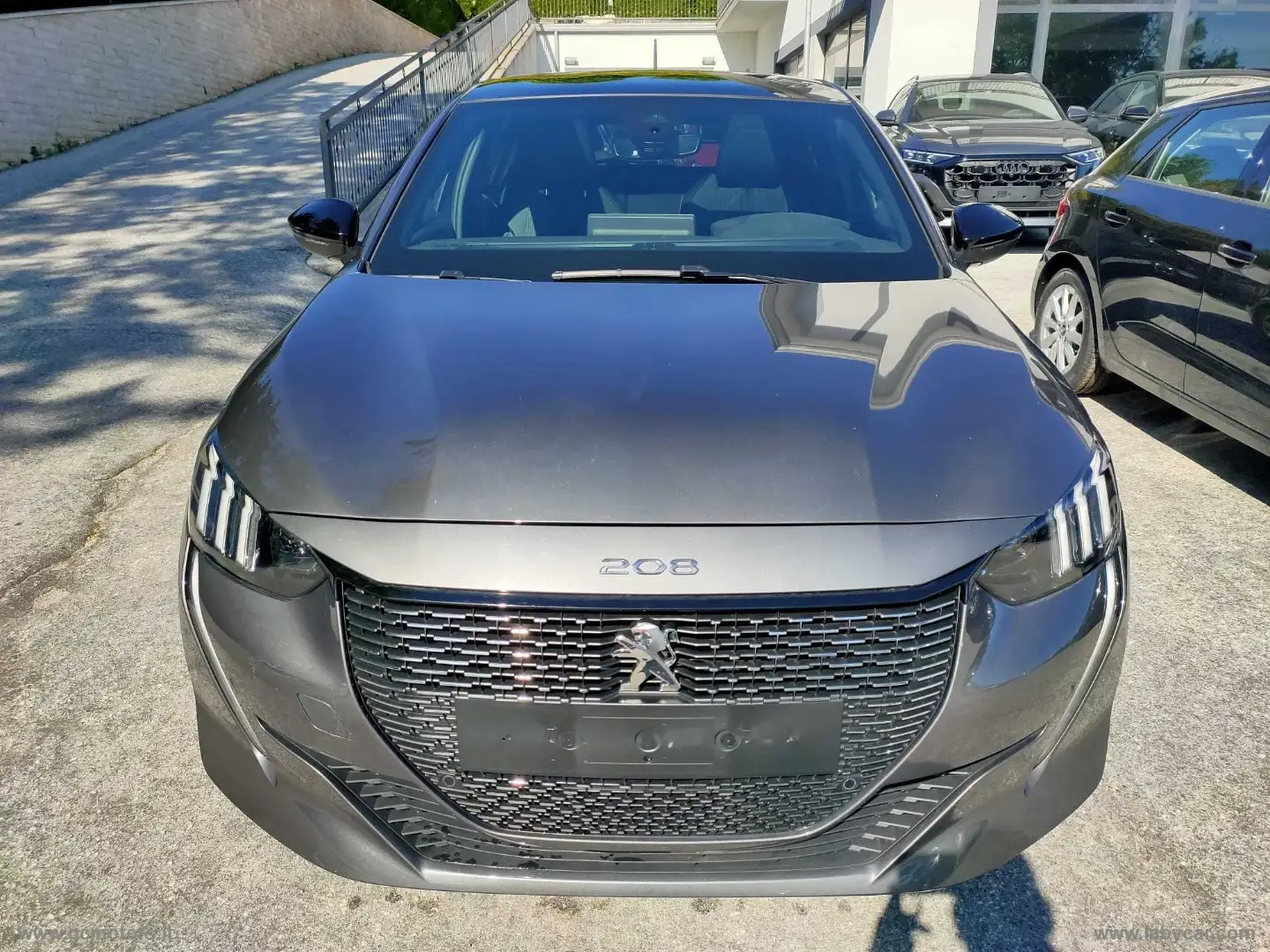 Peugeot 208 PureTech 130 S&S EAT8 5p. GT Pack Grigio - 2
