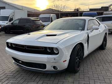 5.7 V8 Hemi 2016 LEES BESCHRIJVING