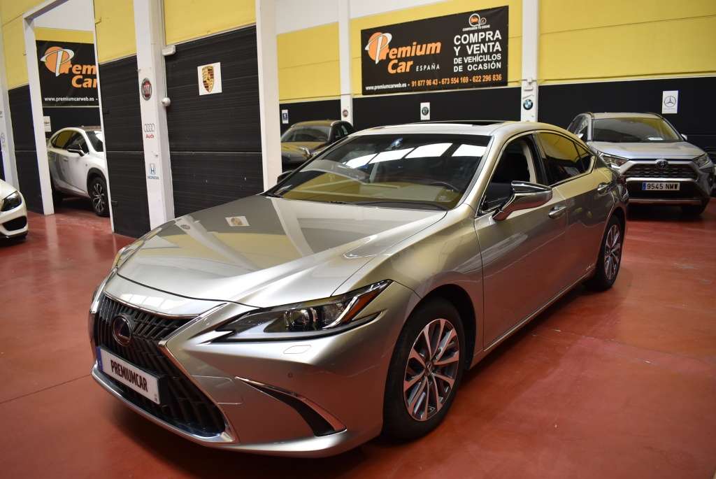 Lexus ES 300 300h Premium - foto 1