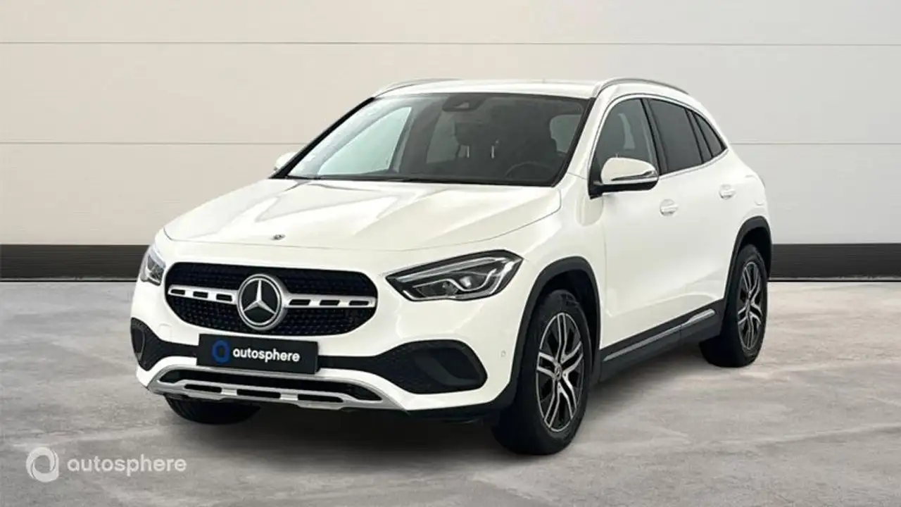 Mercedes-Benz GLA 200
