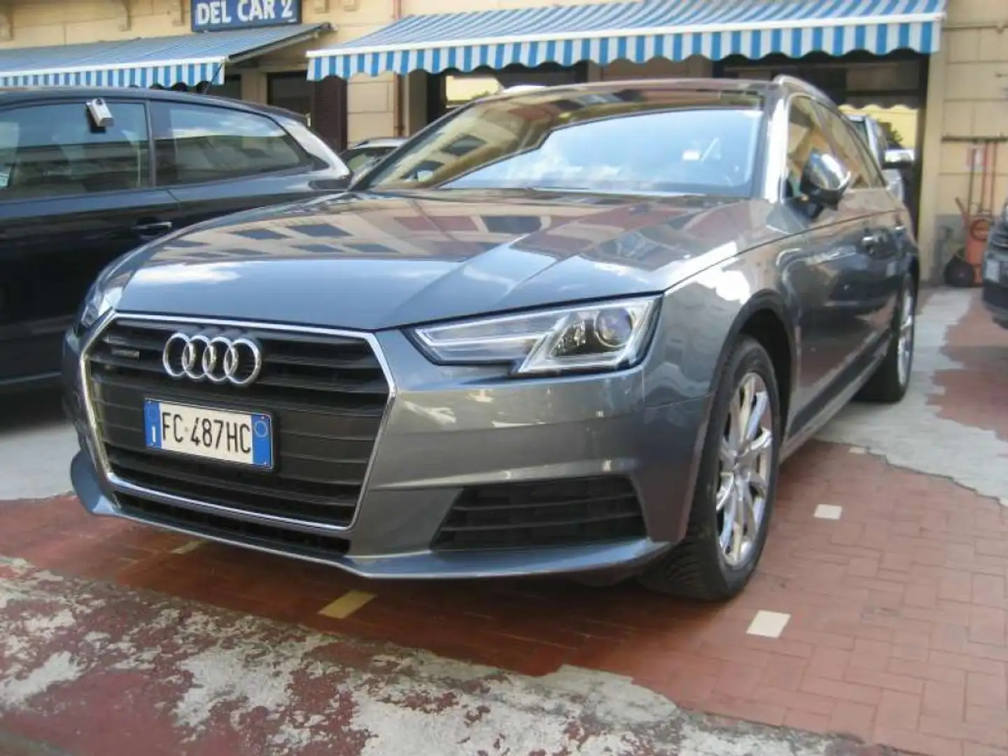 Audi A4 AVANT 2.0 TDI 190 CV QUATTRO S TRONIC BUSINESS Grau - 2
