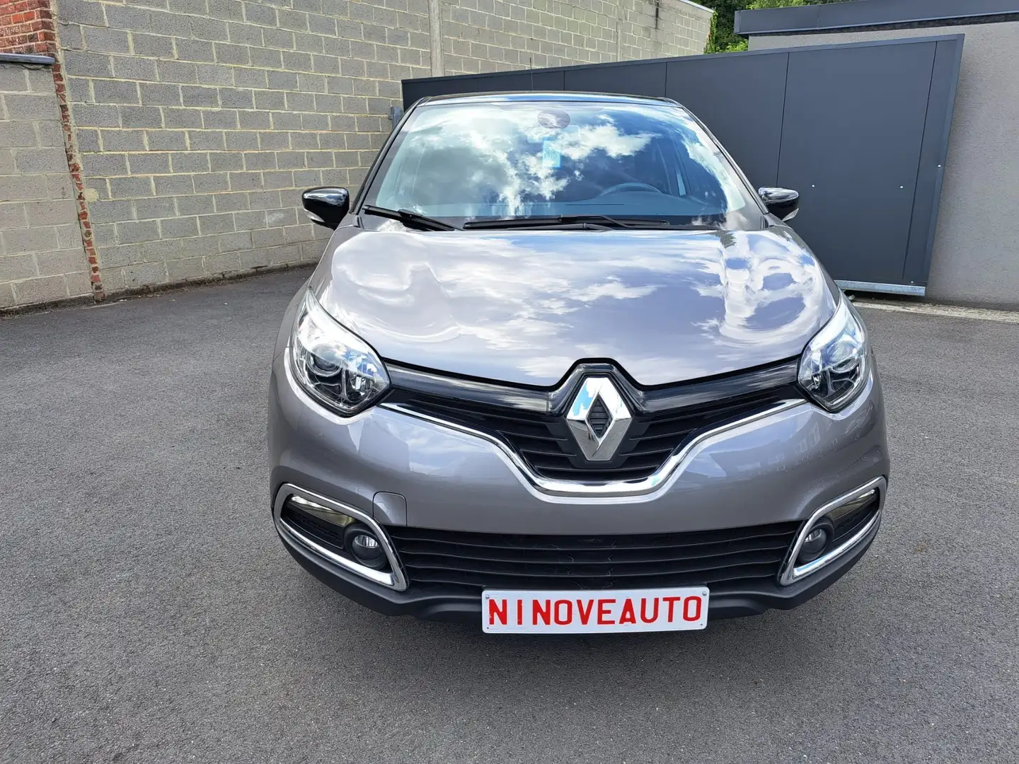 Renault Captur Captur 1.2 TCe *S&S NAVI PARKSENSOR CRUIS* Gris - 1