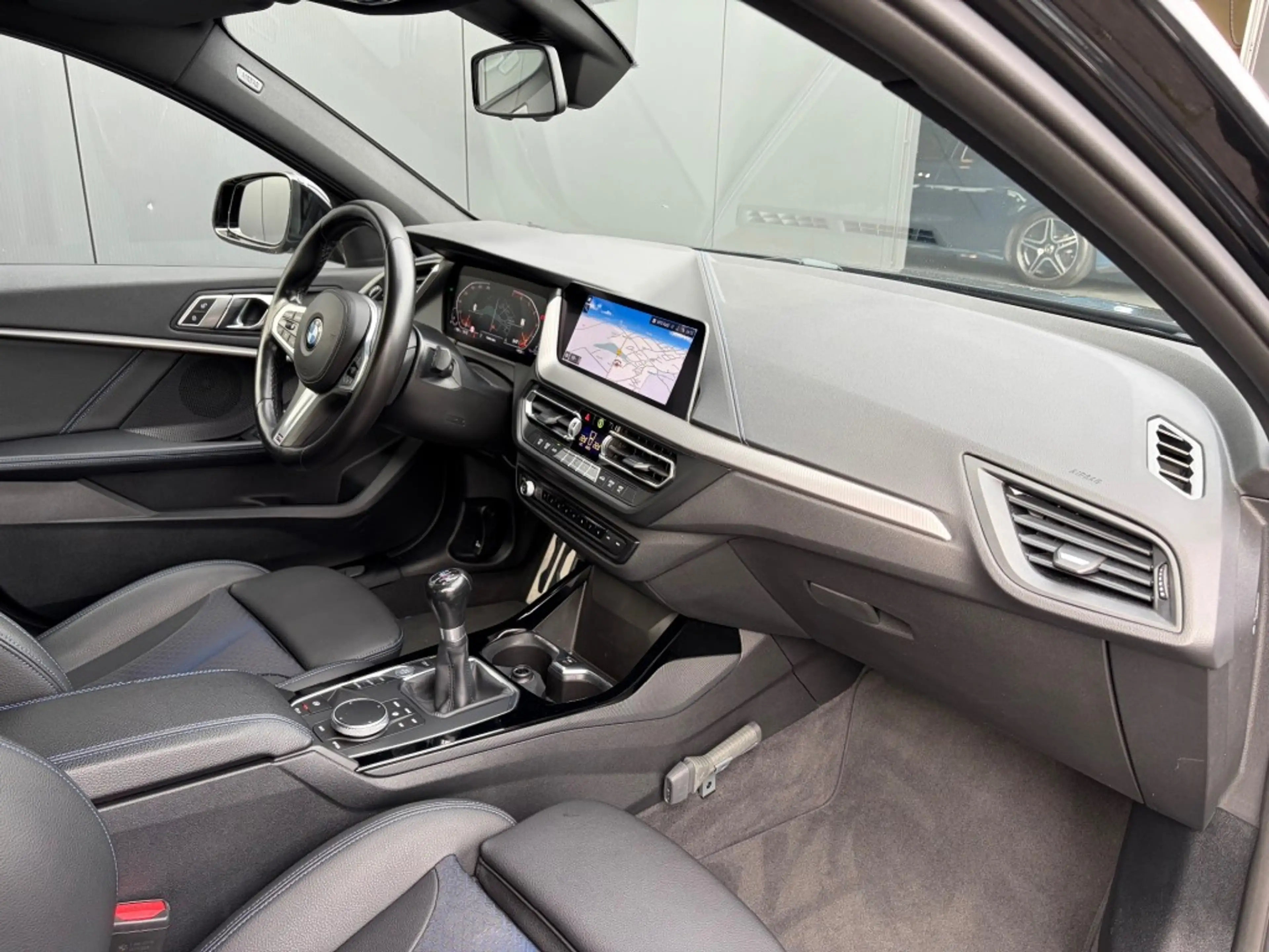 BMW 116 116i M Sport Leder Navi LED Carplay Live Cockpit N — photo 5