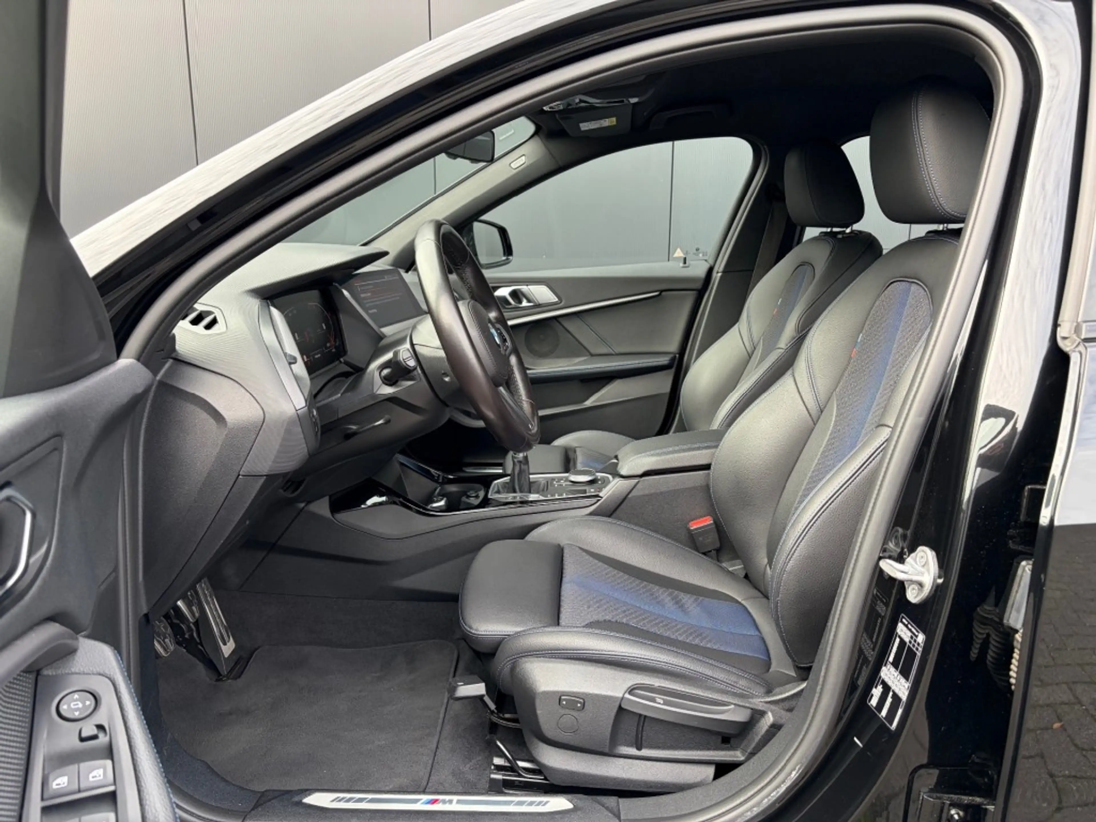 BMW 116 116i M Sport Leder Navi LED Carplay Live Cockpit N — photo 15