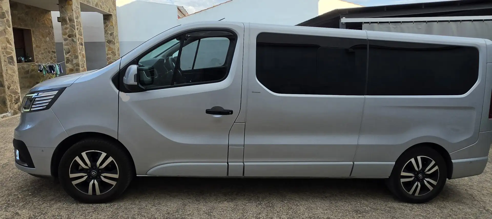 Renault Trafic 2.0dCi Energy Blue SpaceClass Largo EDC 125kW - 2