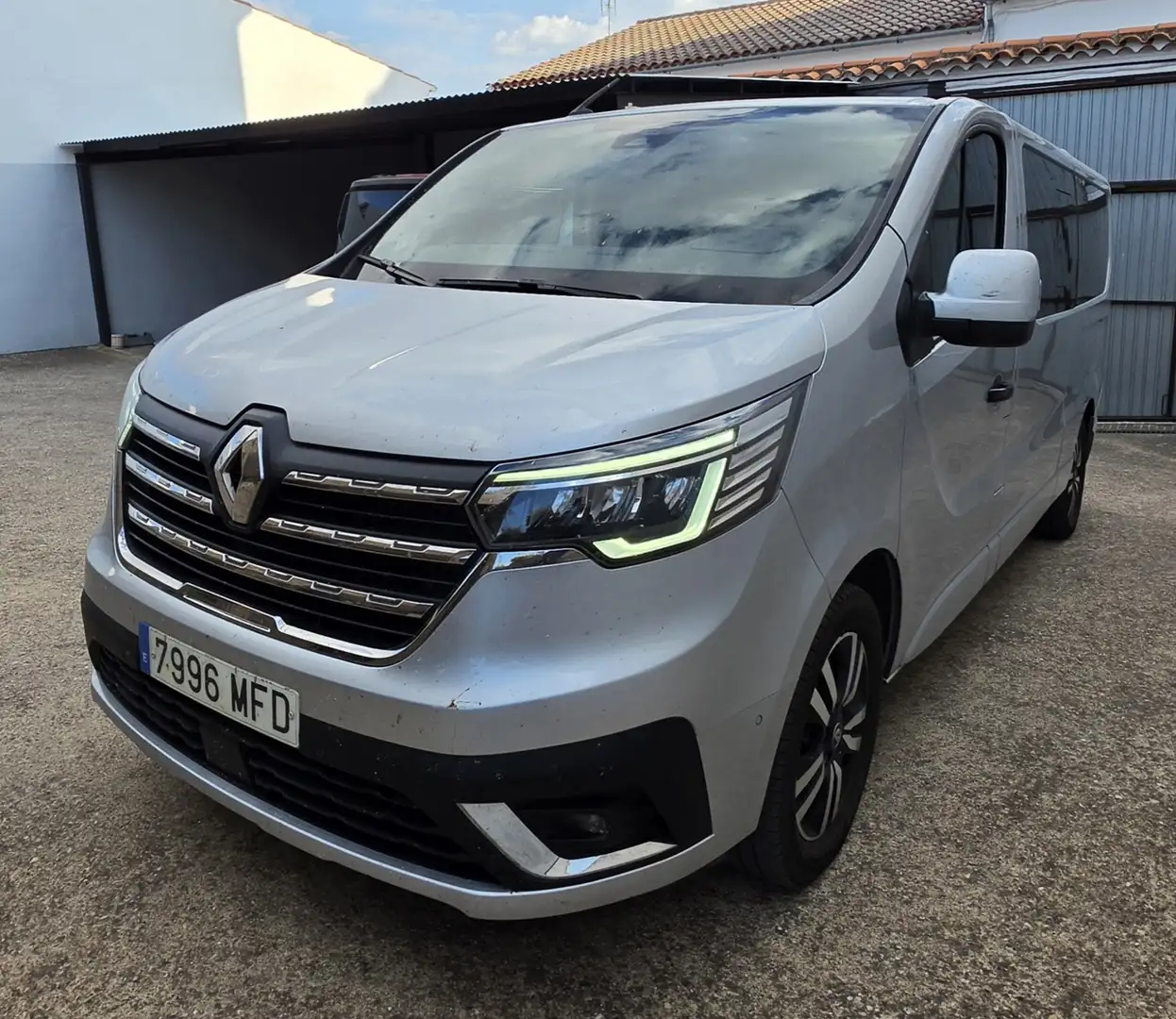 Renault Trafic 2.0dCi Energy Blue SpaceClass Largo EDC 125kW - 1